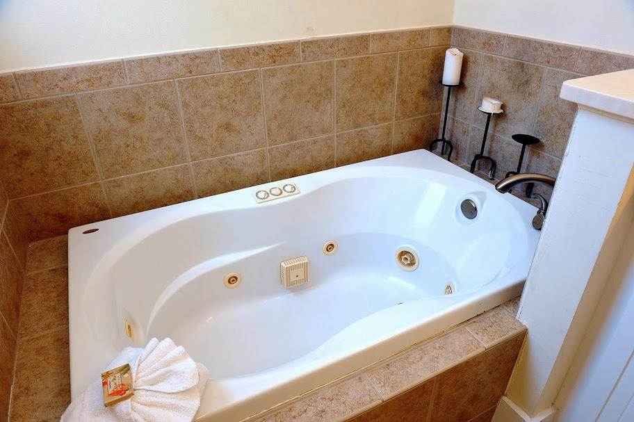 MIRAMAR BEACH VILLAS - Residential