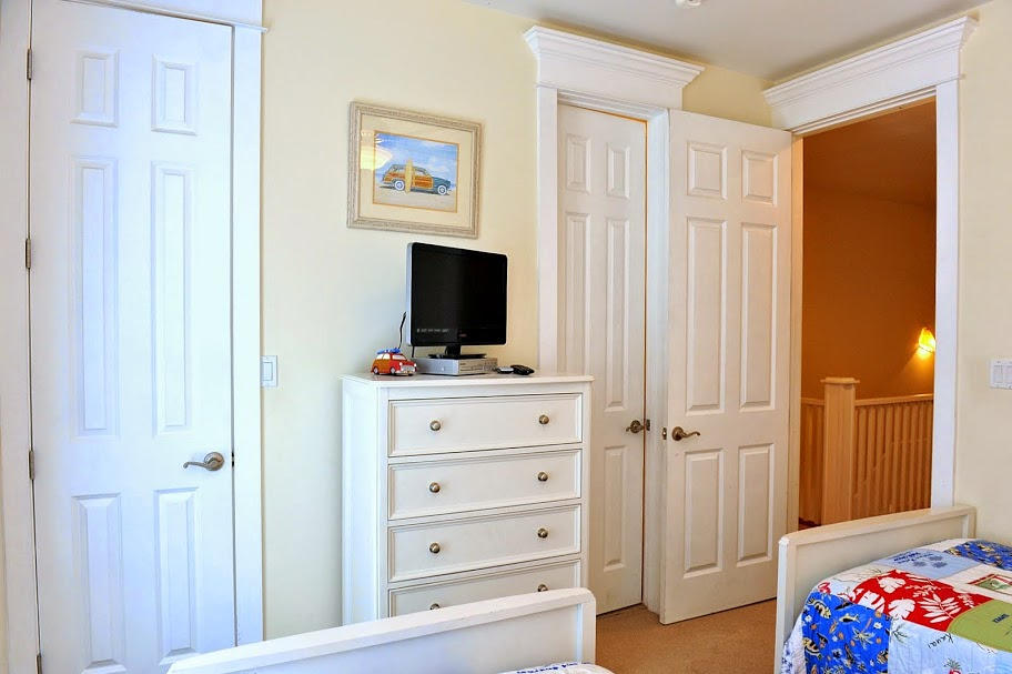 MIRAMAR BEACH VILLAS - Residential