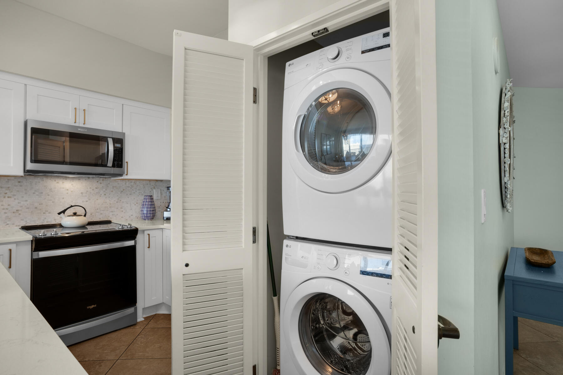 TIDES AT TOPS'L - Residential