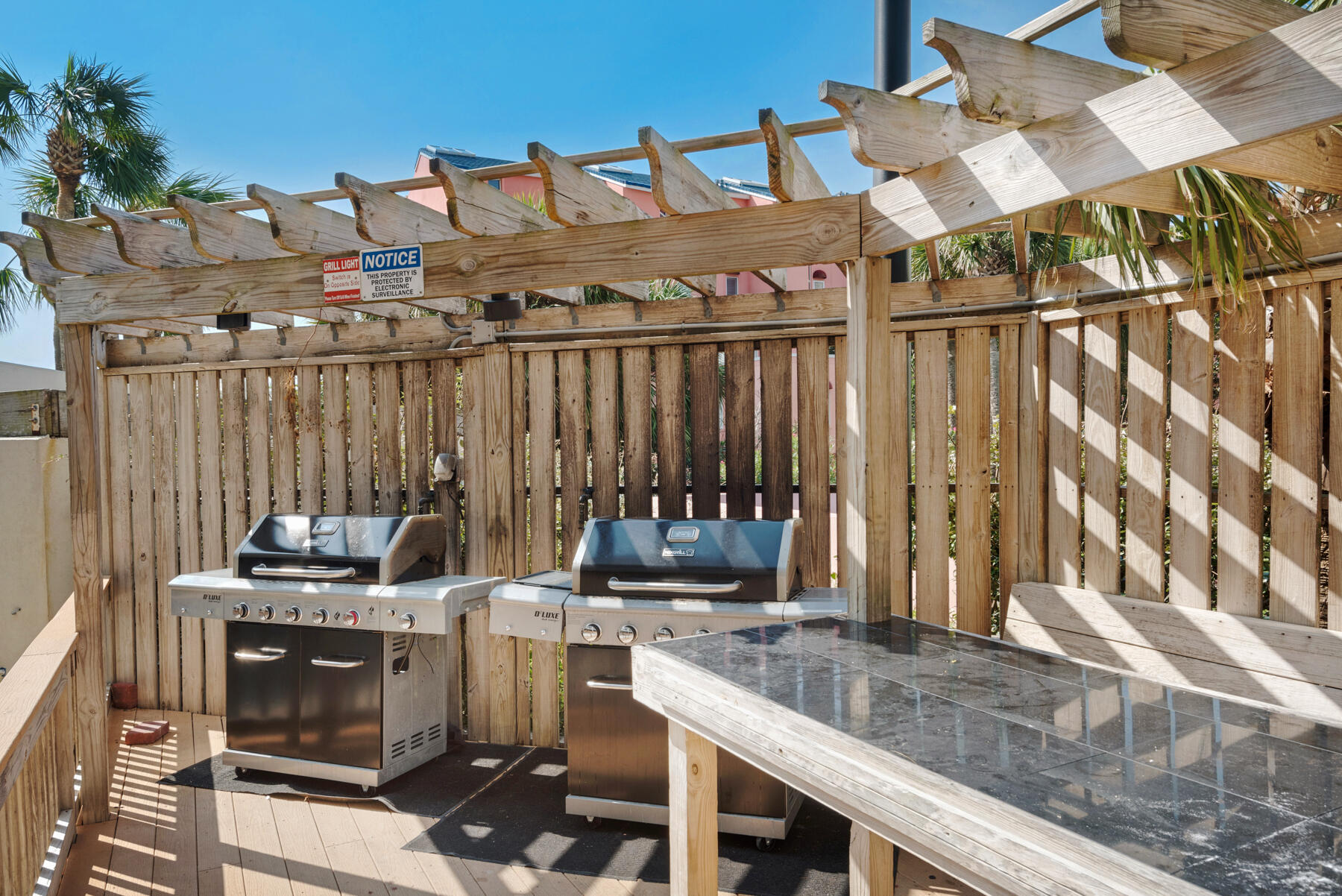 TIDES AT TOPS'L - Residential