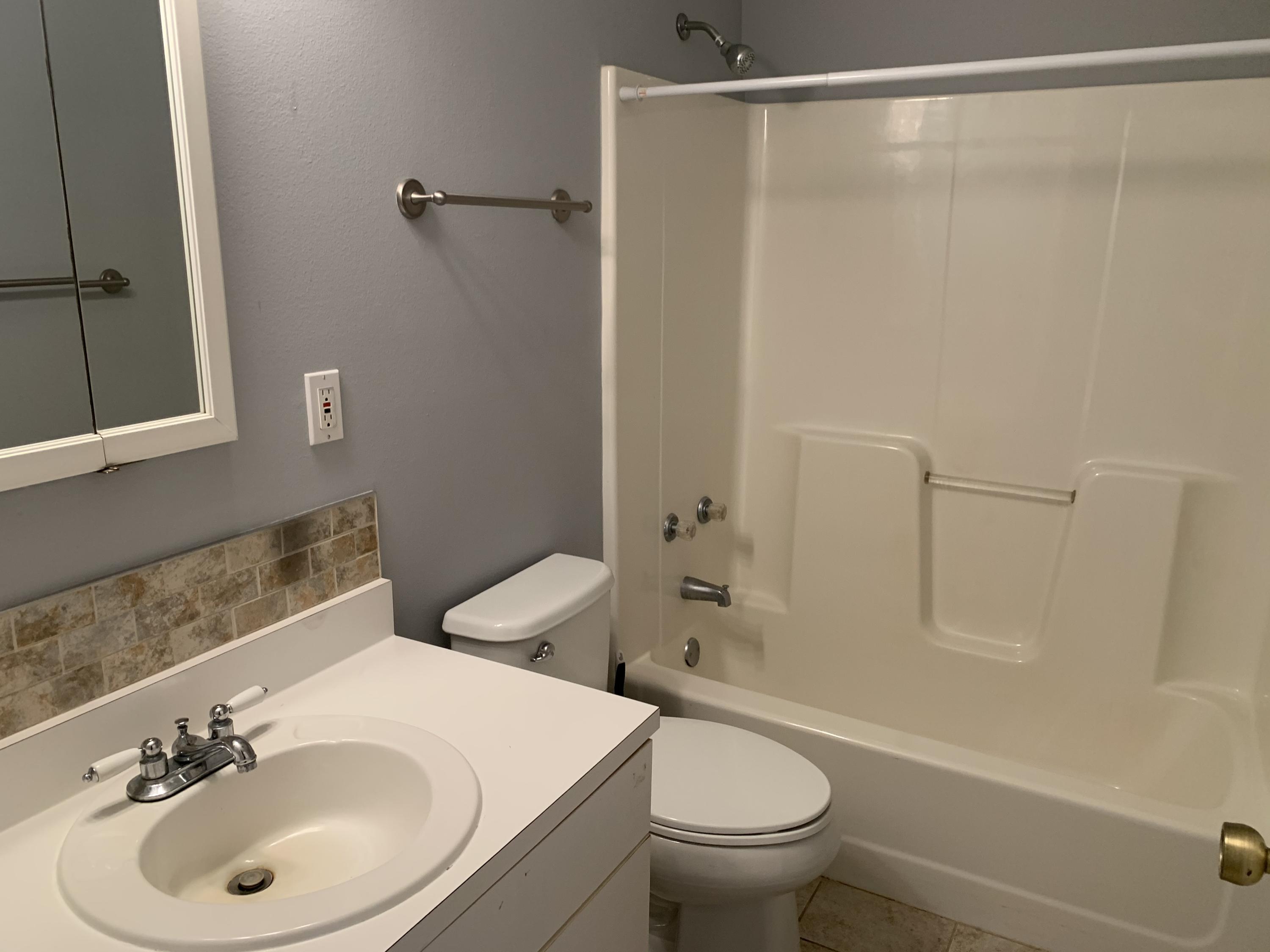 PINEHURST - Residential Lease