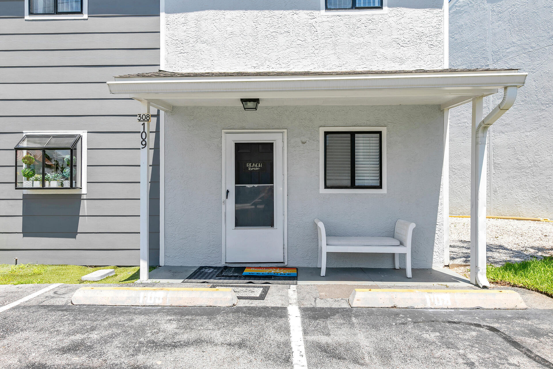 MISTY COVE T/H PH 1 - Residential