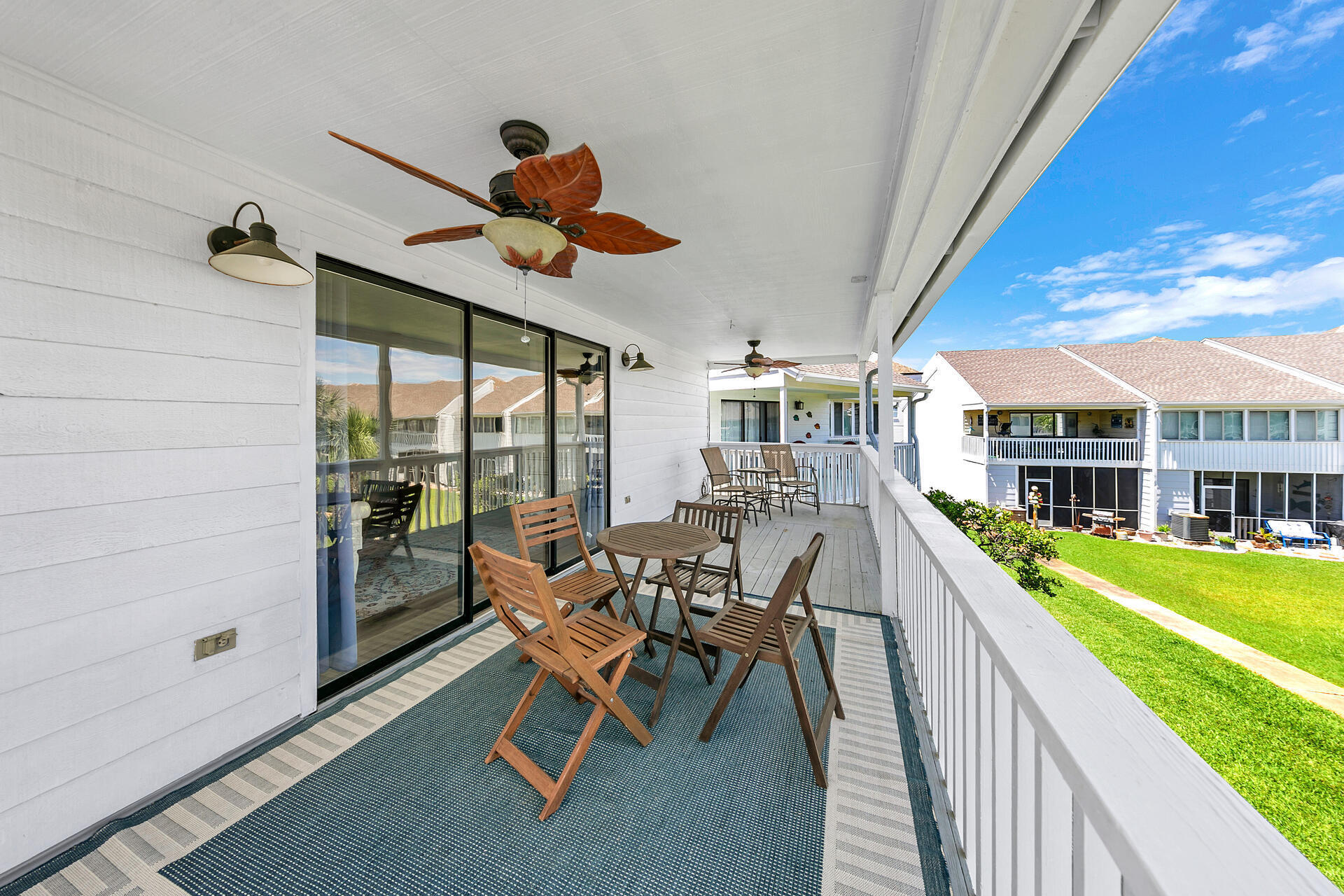 MISTY COVE T/H PH 1 - Residential
