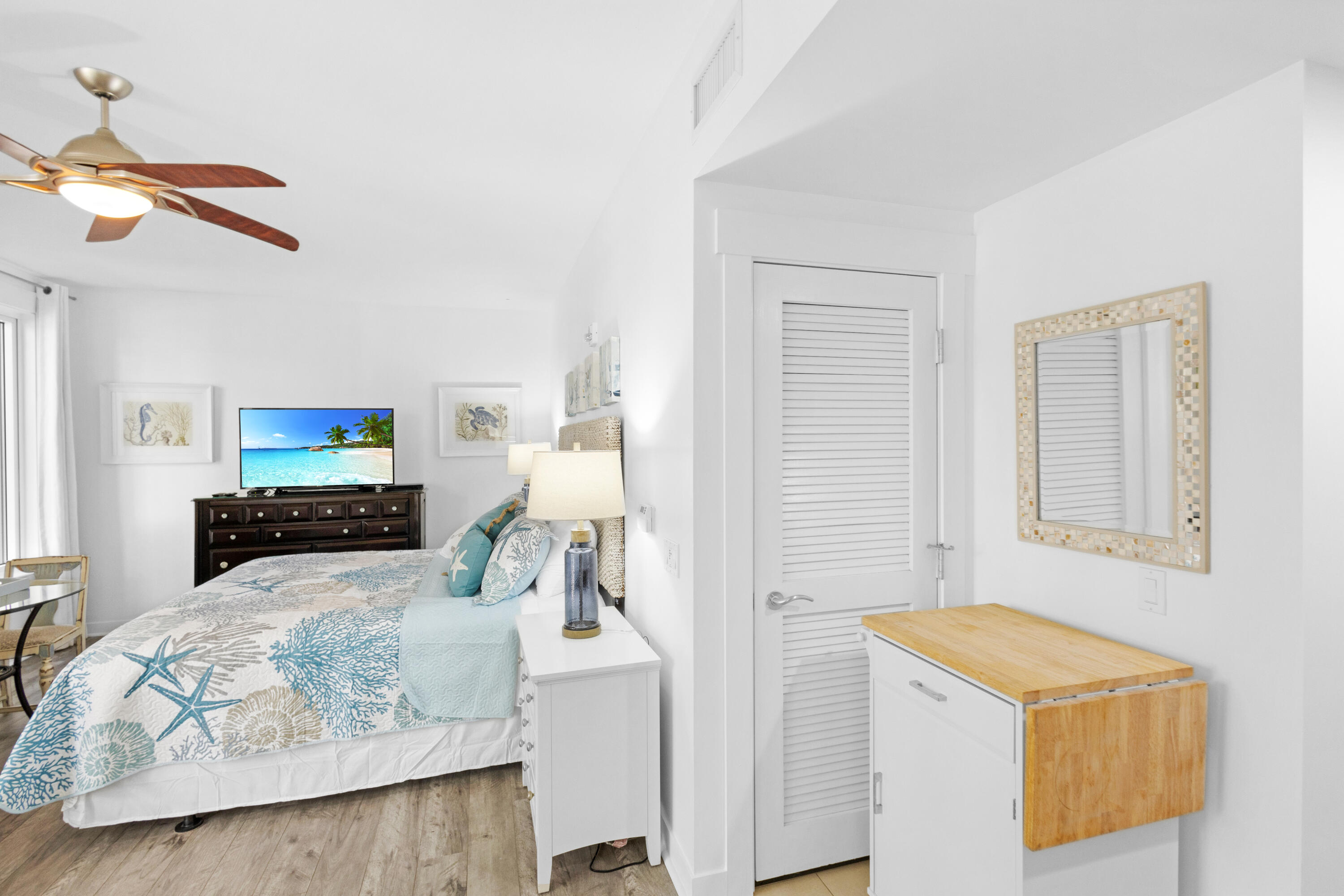 BAHIA CONDO - Residential