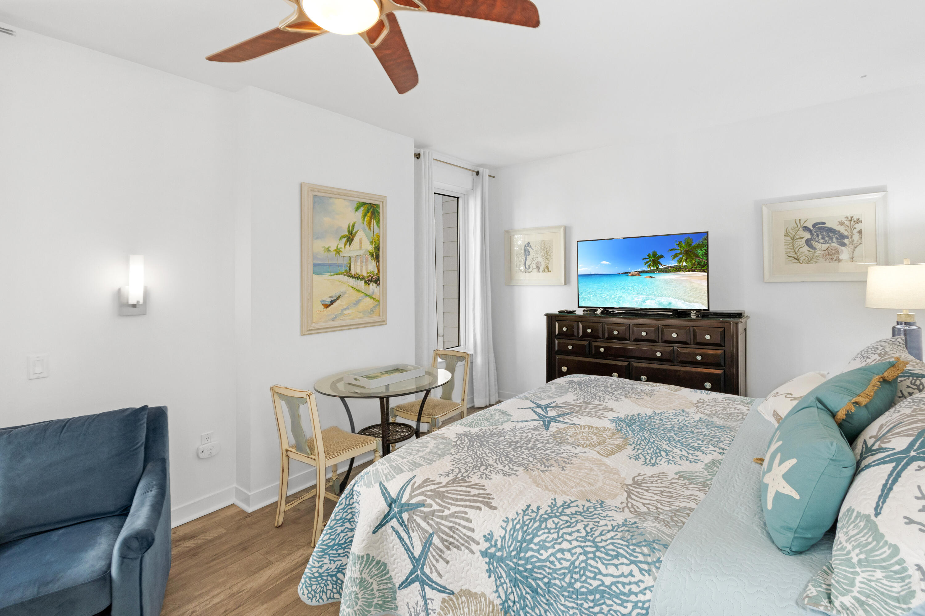 BAHIA CONDO - Residential