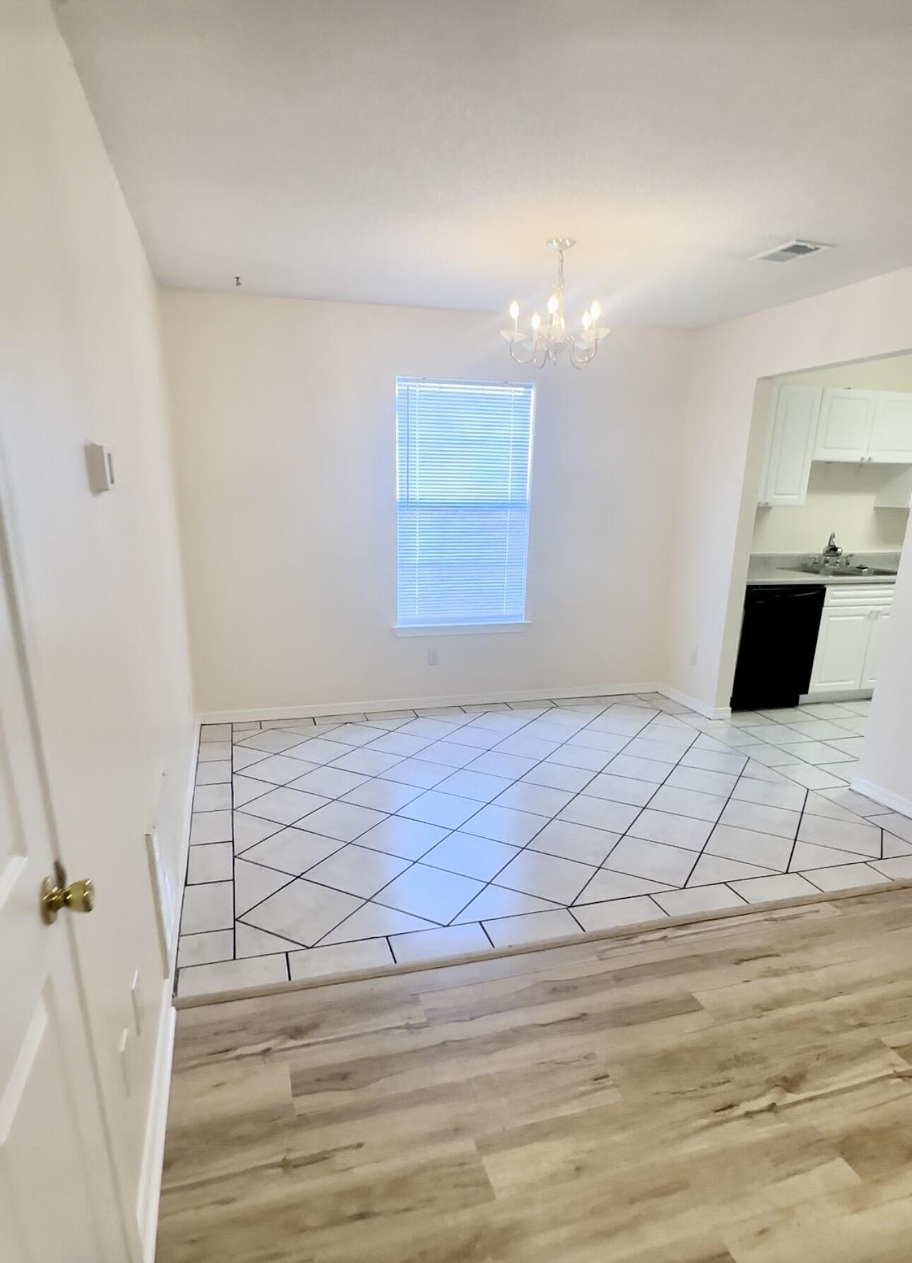 ROSEBUD PLANTATION T/H - Residential Lease