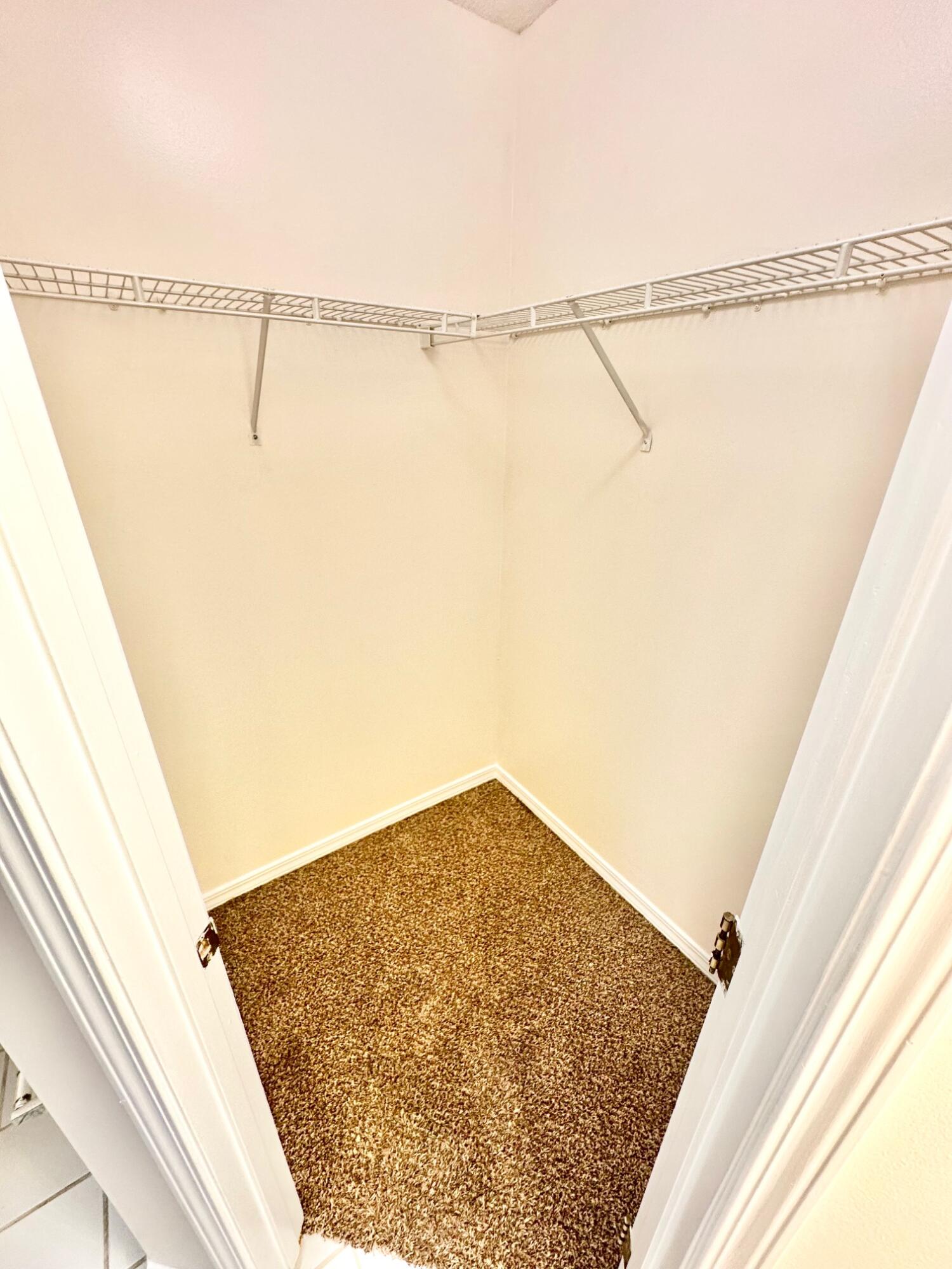 ROSEBUD PLANTATION T/H - Residential Lease