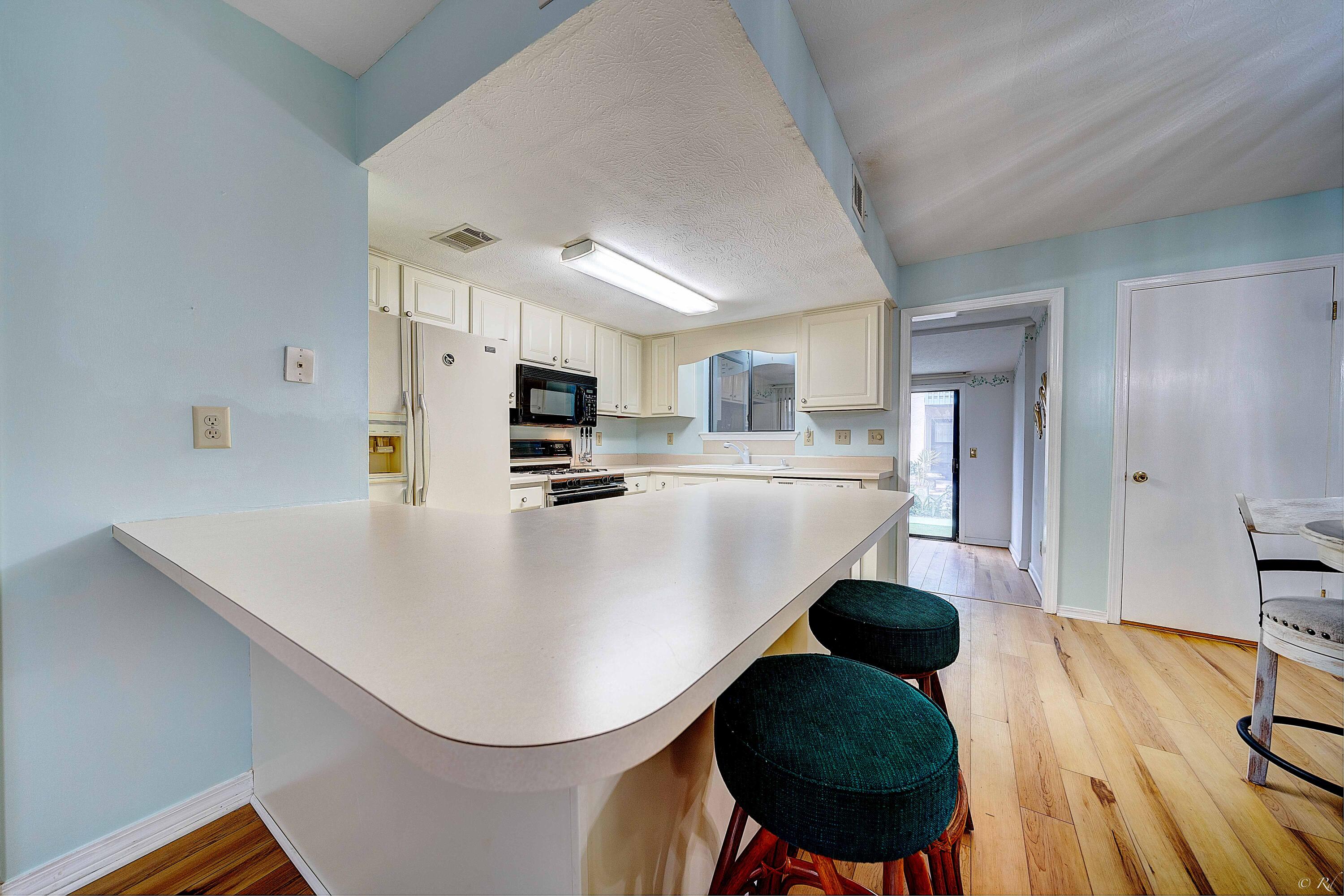 GULF HIGHLAND BEACH RESORT UNREC - Residential