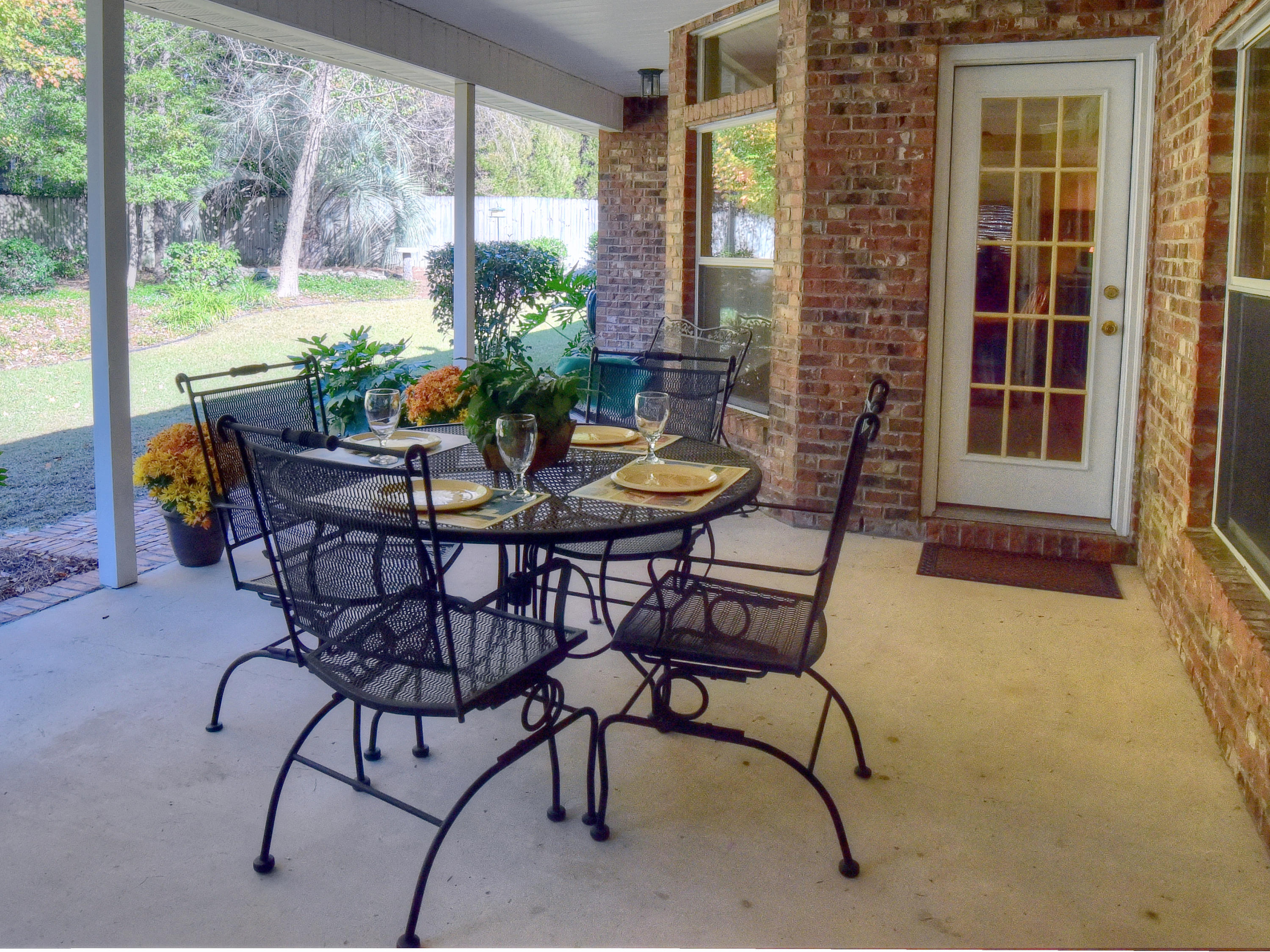 ROCKY BAYOU COUNTRY CLUB ESTATES 11 - Residential