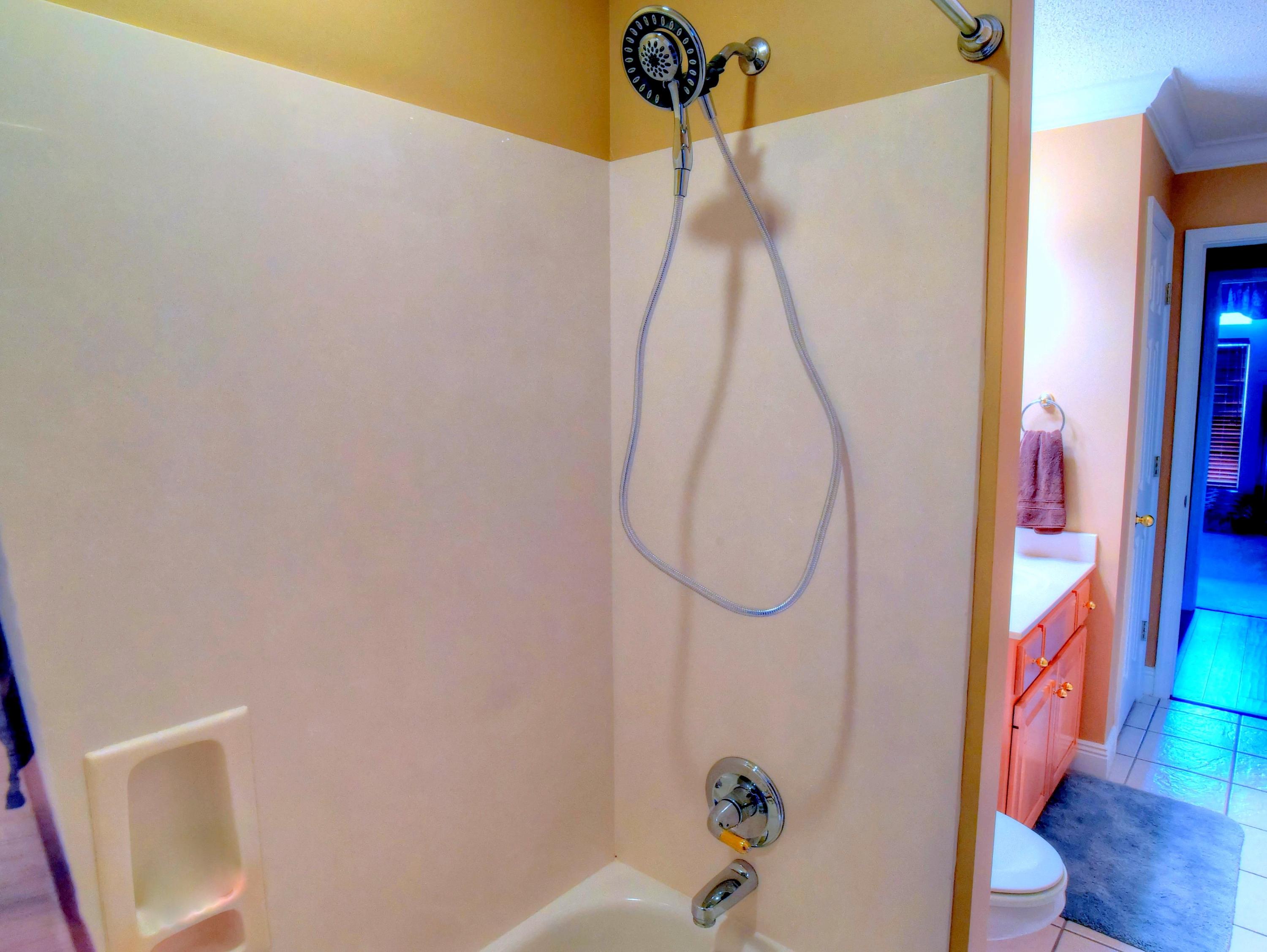 ROCKY BAYOU COUNTRY CLUB ESTATES 11 - Residential