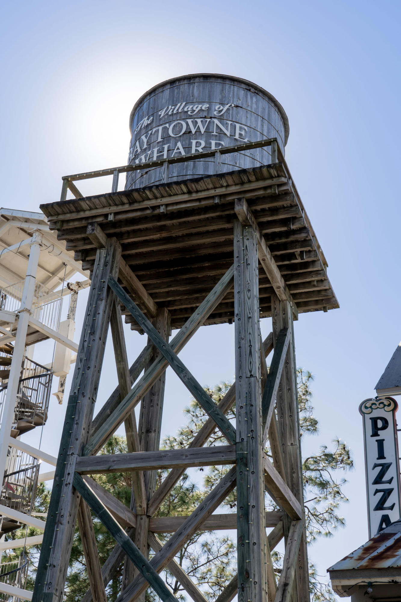 PILOT HOUSE - Residential