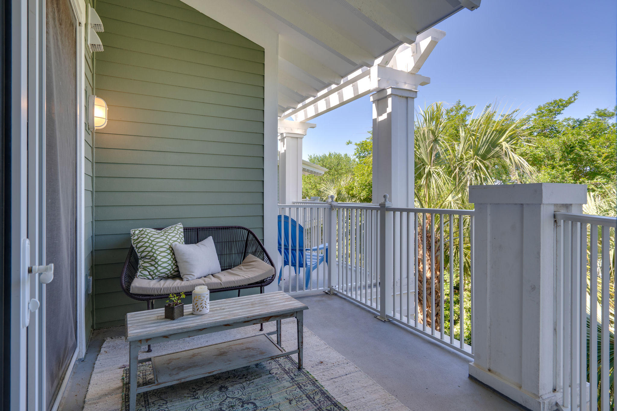 PILOT HOUSE - Residential