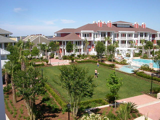 PILOT HOUSE - Residential