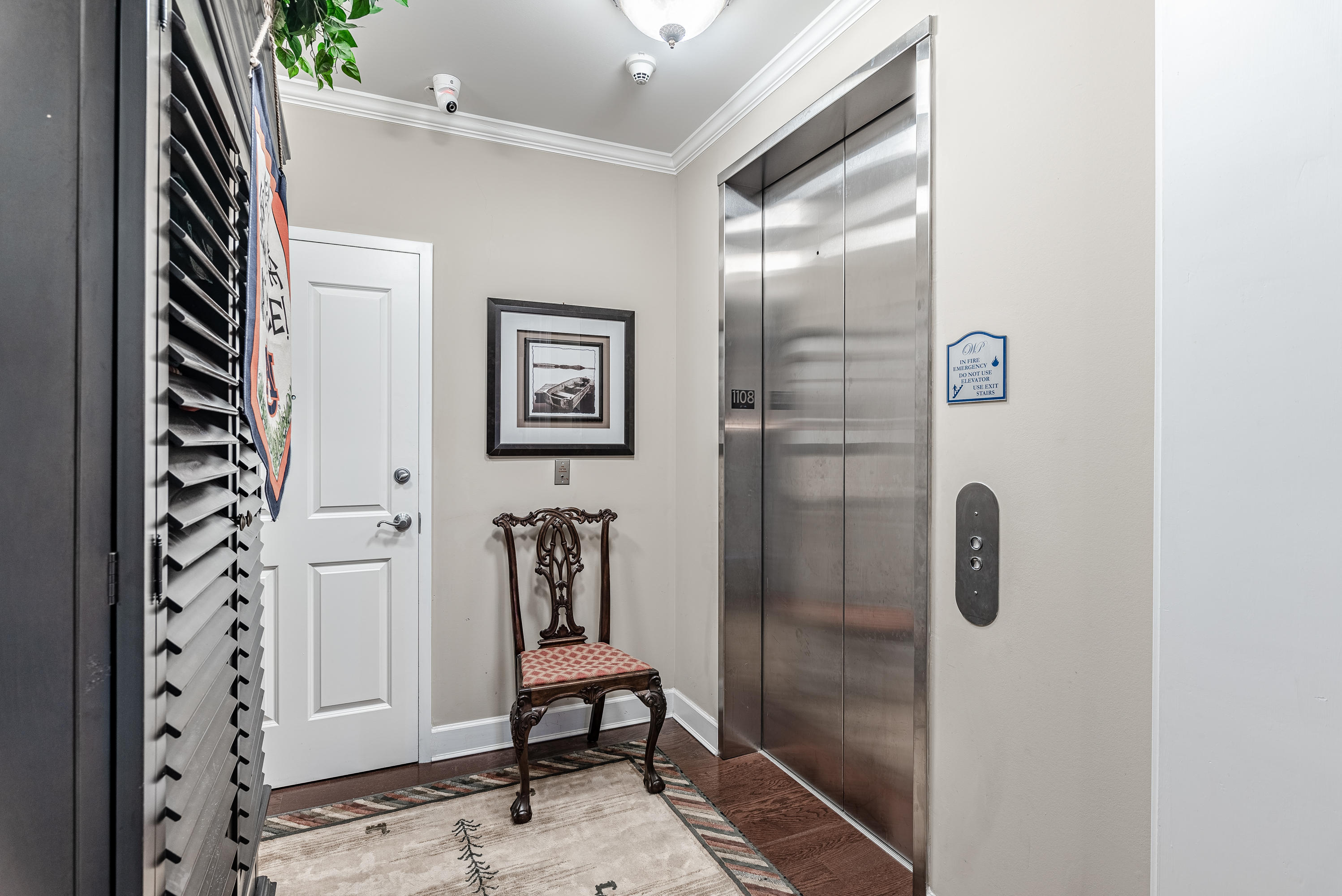 ONE WATER PLACE AT KELLY PLANTATION - Residential
