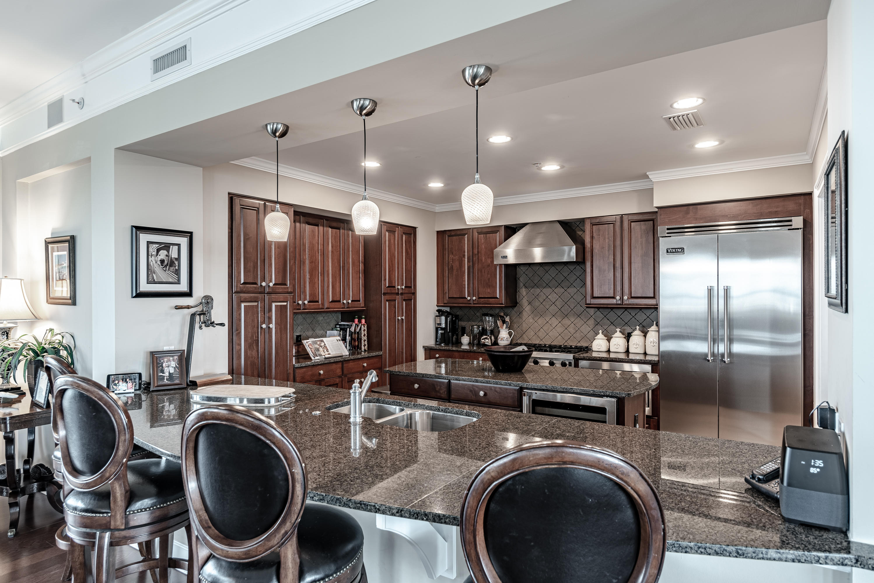 ONE WATER PLACE AT KELLY PLANTATION - Residential
