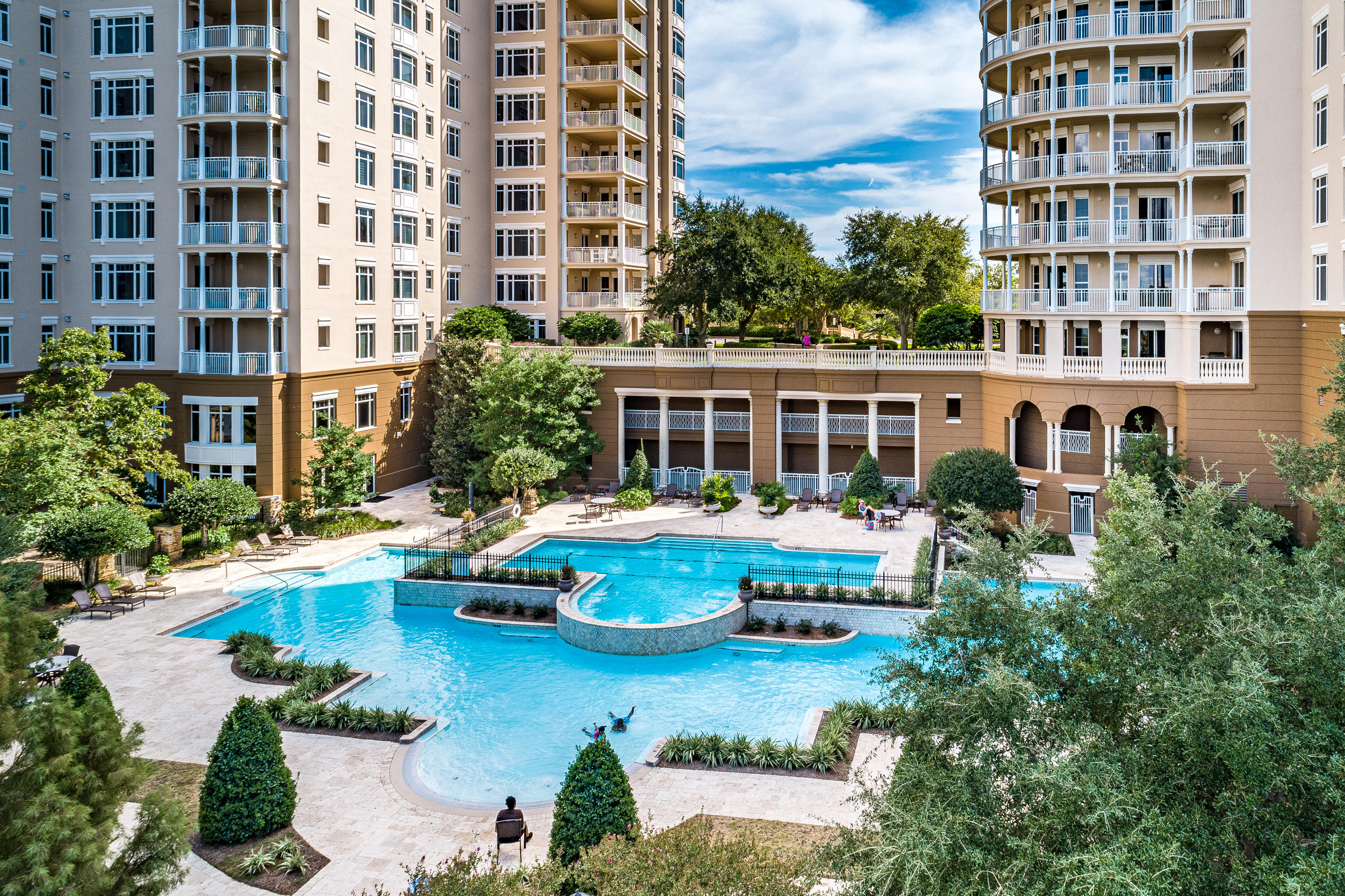 ONE WATER PLACE AT KELLY PLANTATION - Residential