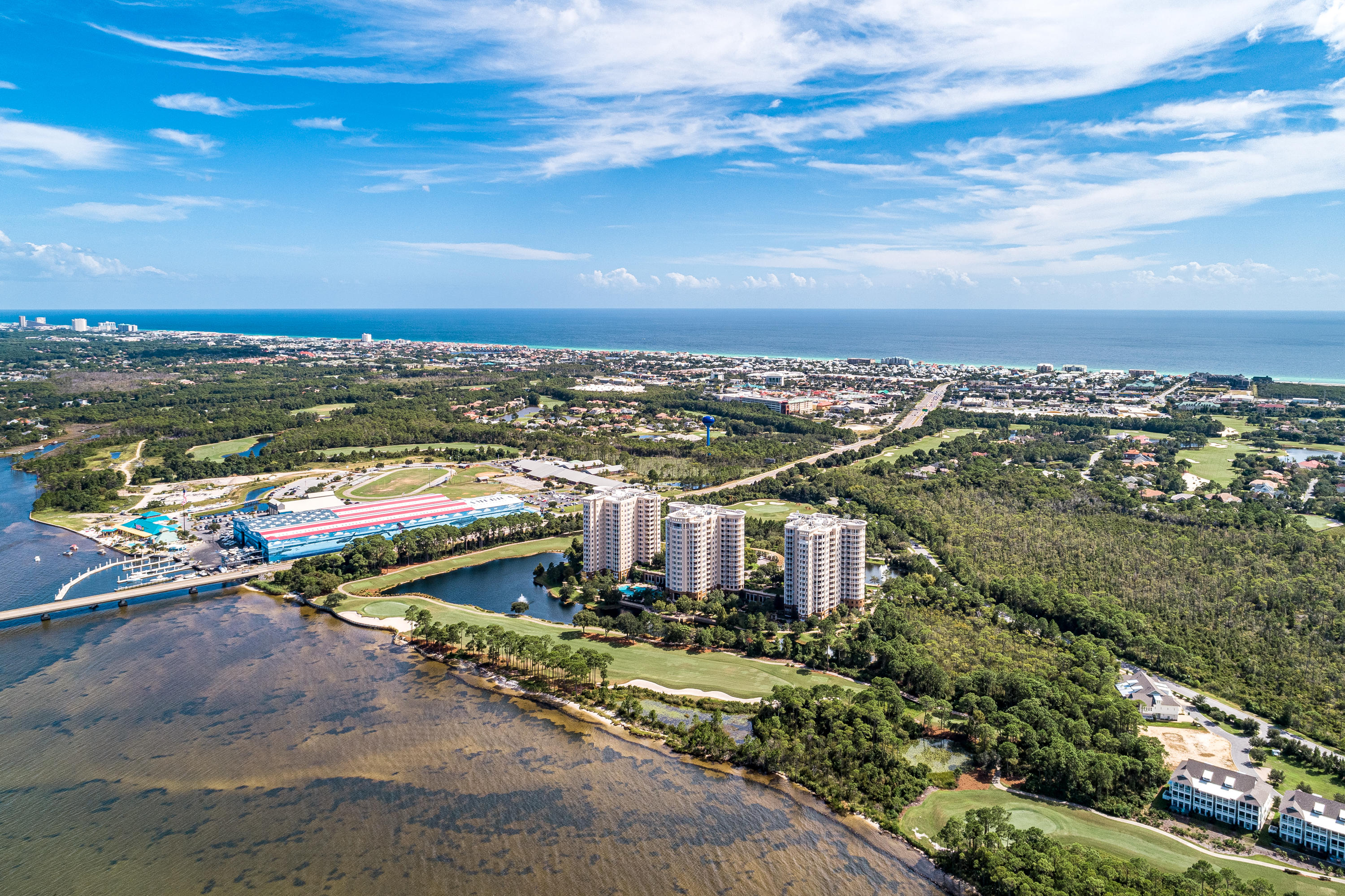 ONE WATER PLACE AT KELLY PLANTATION - Residential