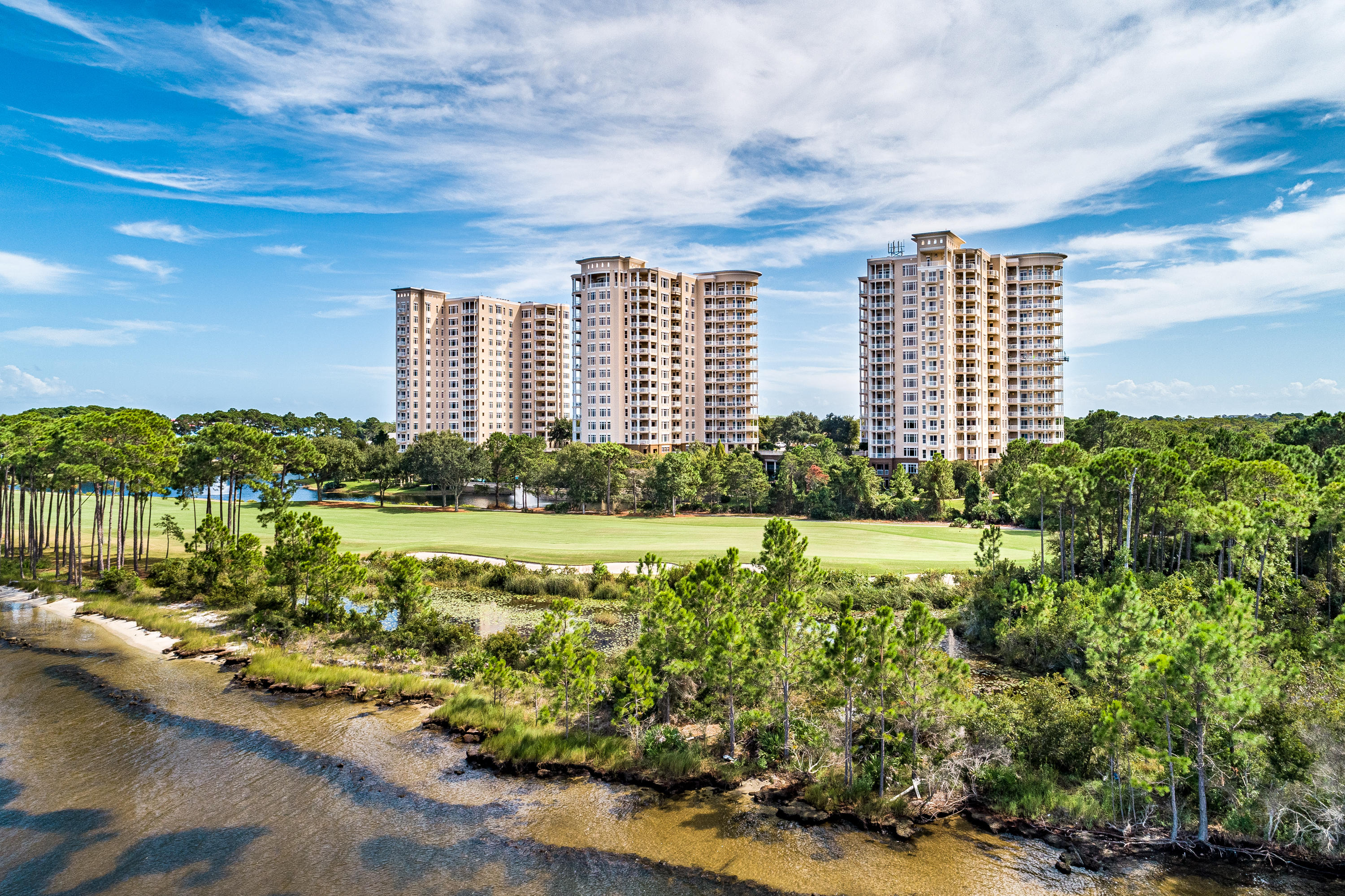 ONE WATER PLACE AT KELLY PLANTATION - Residential