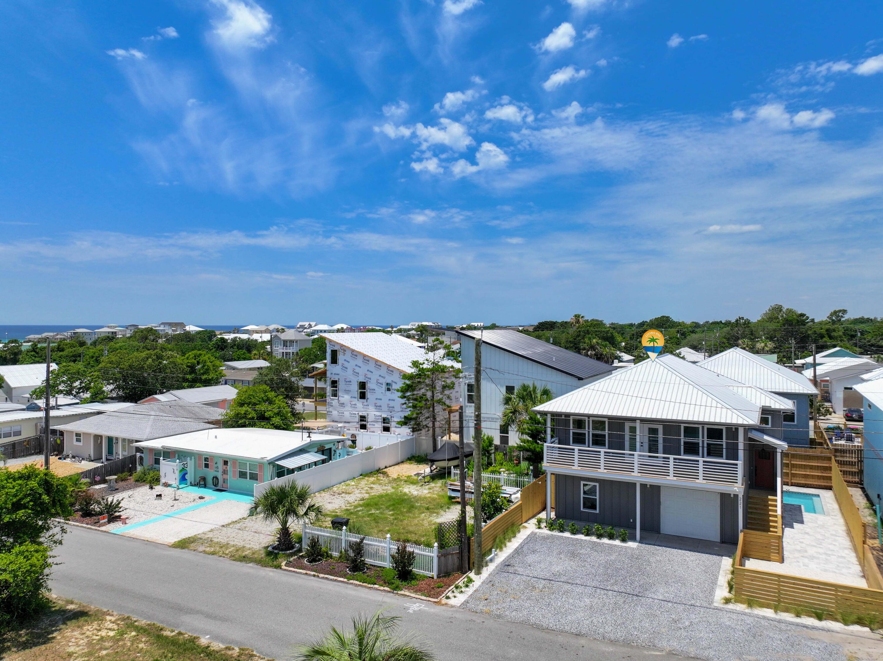 LAGUNA BEACH - Residential