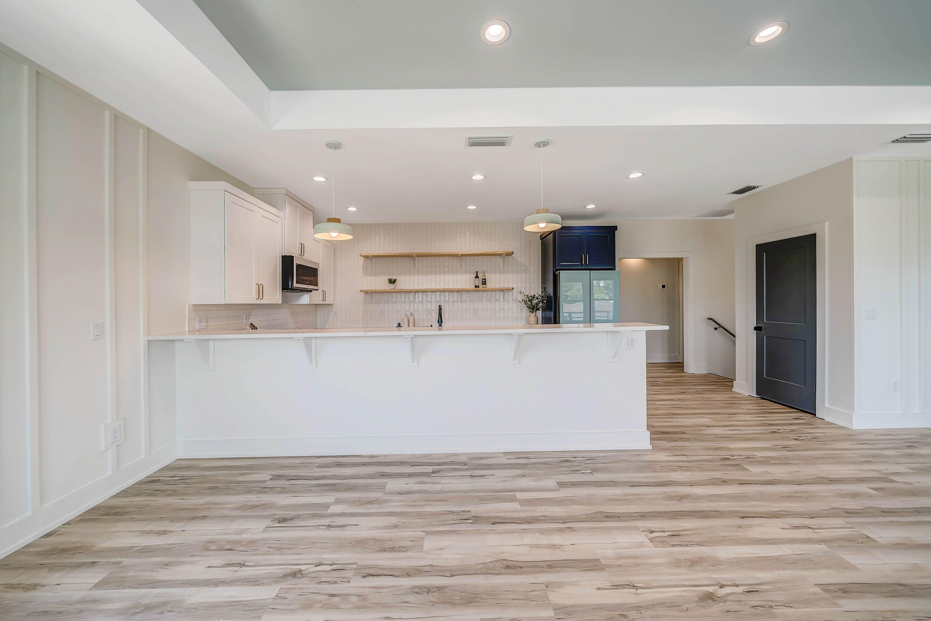 LAGUNA BEACH - Residential