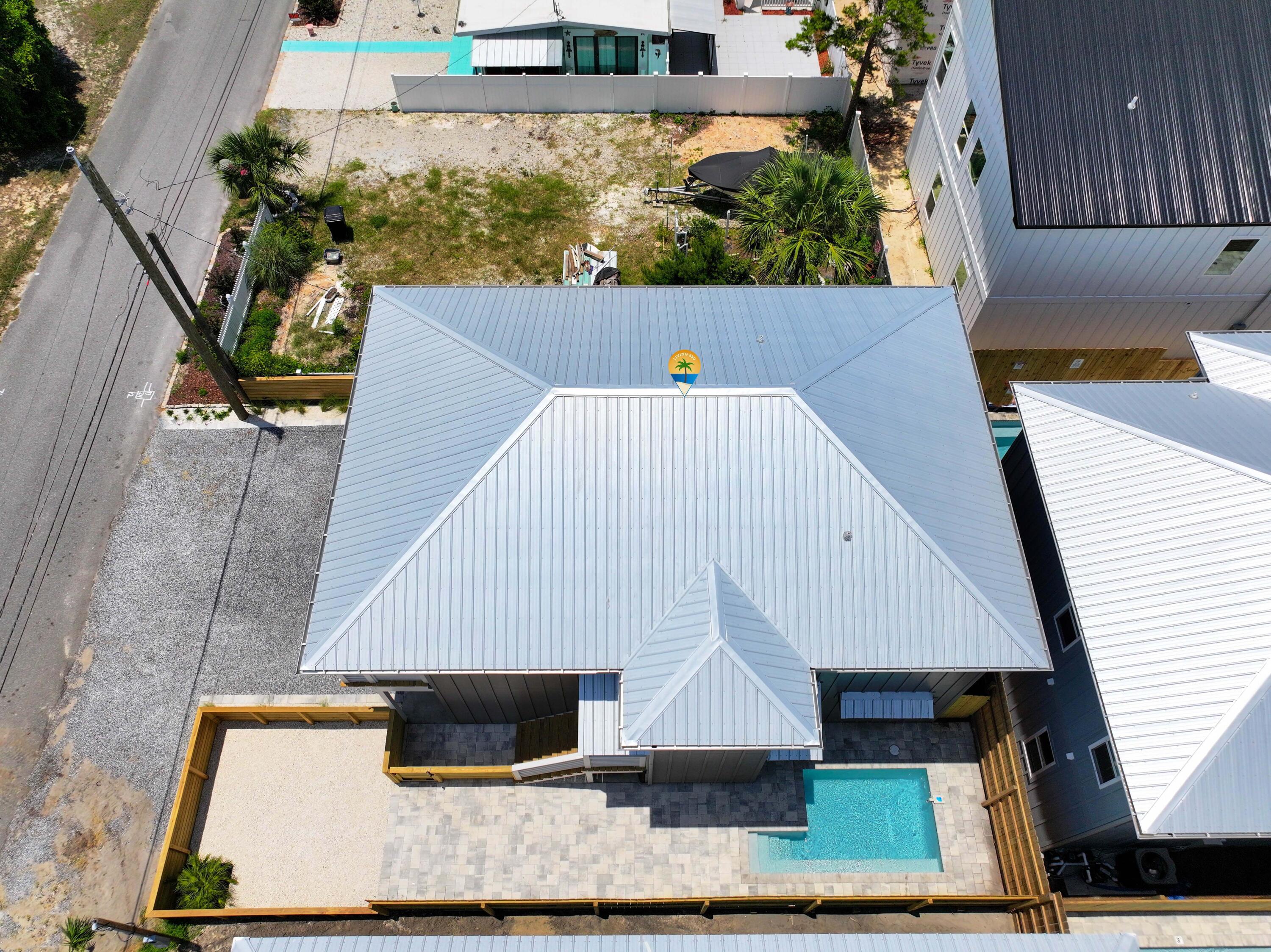 LAGUNA BEACH - Residential