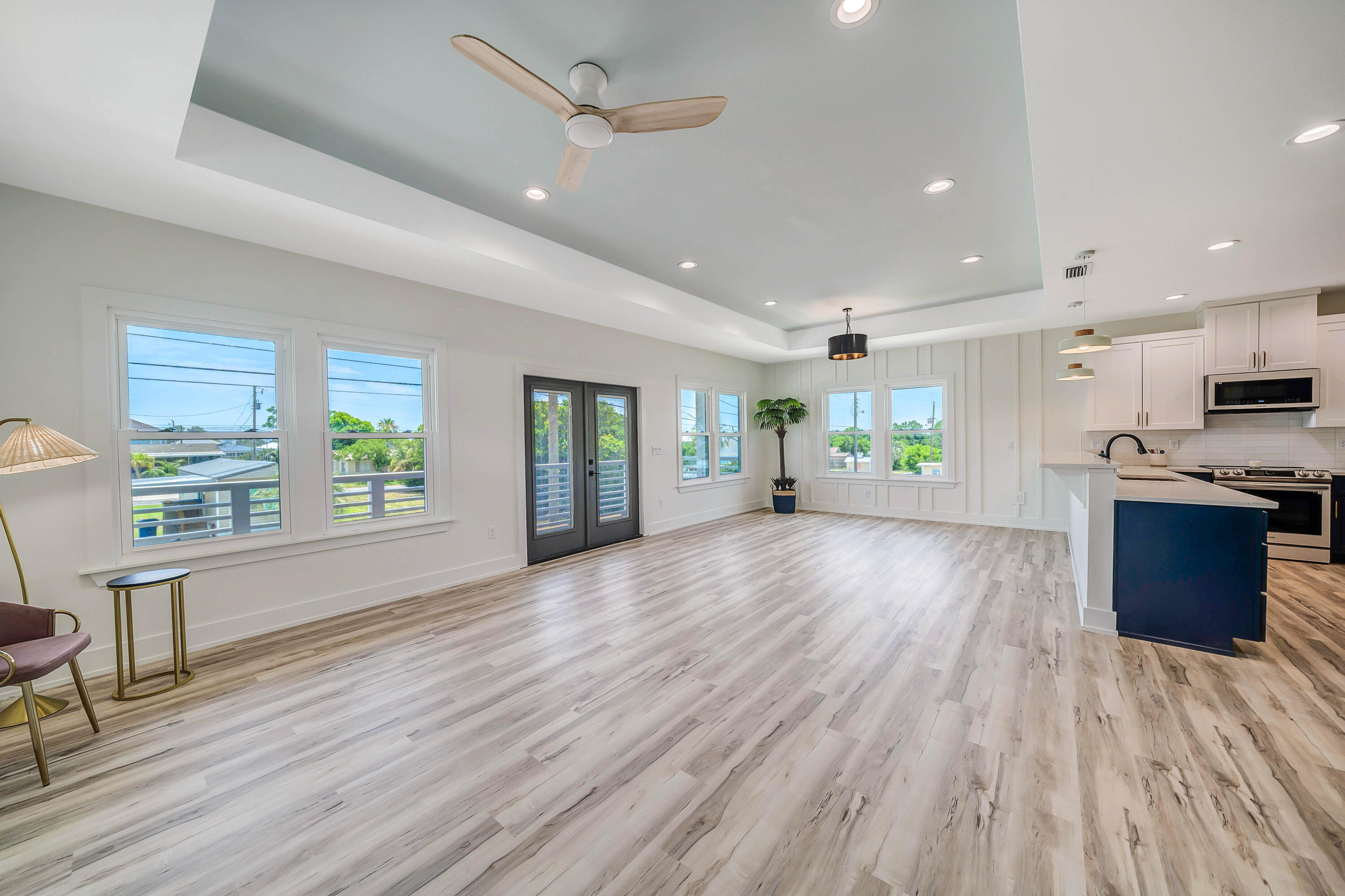 LAGUNA BEACH - Residential