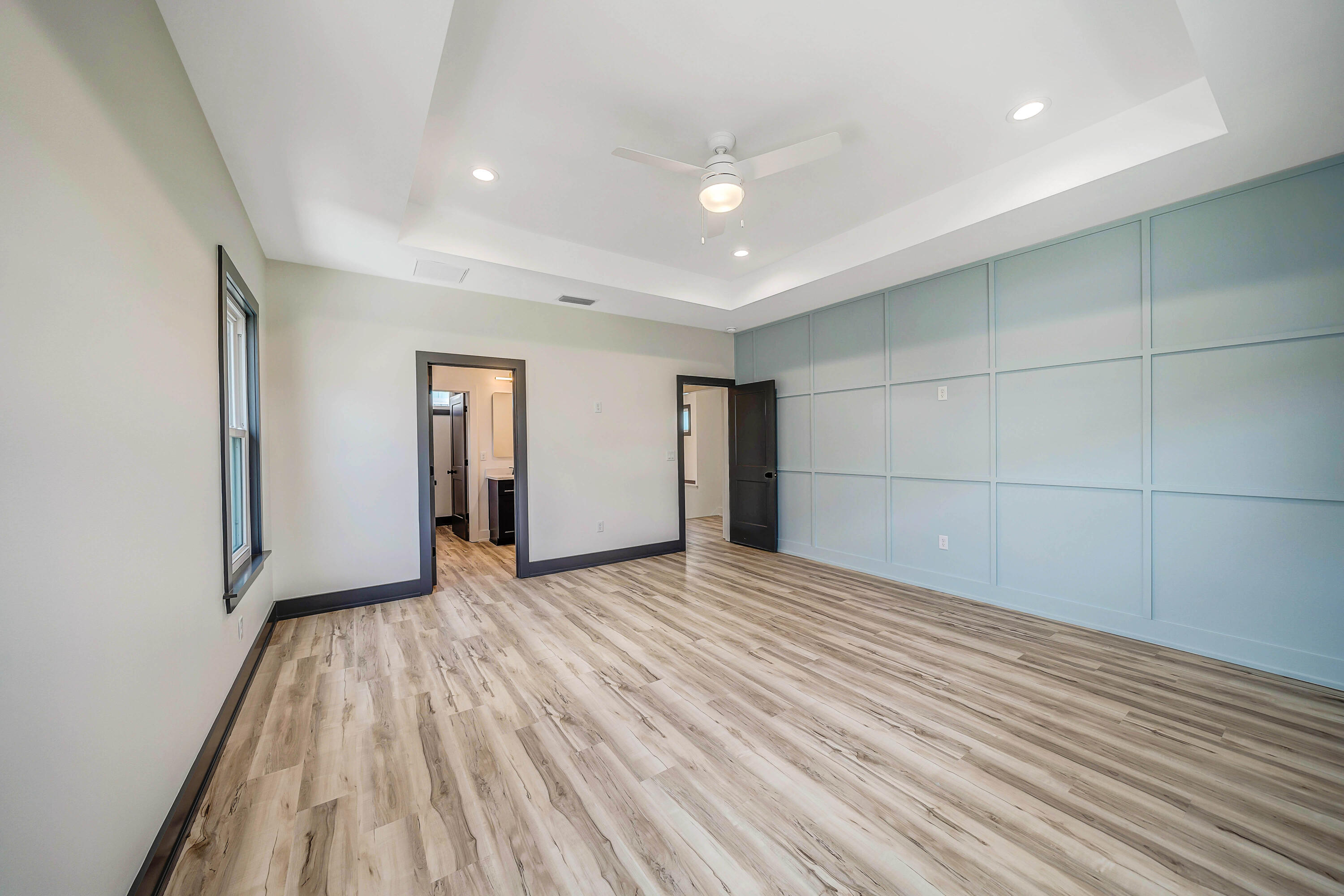 LAGUNA BEACH - Residential