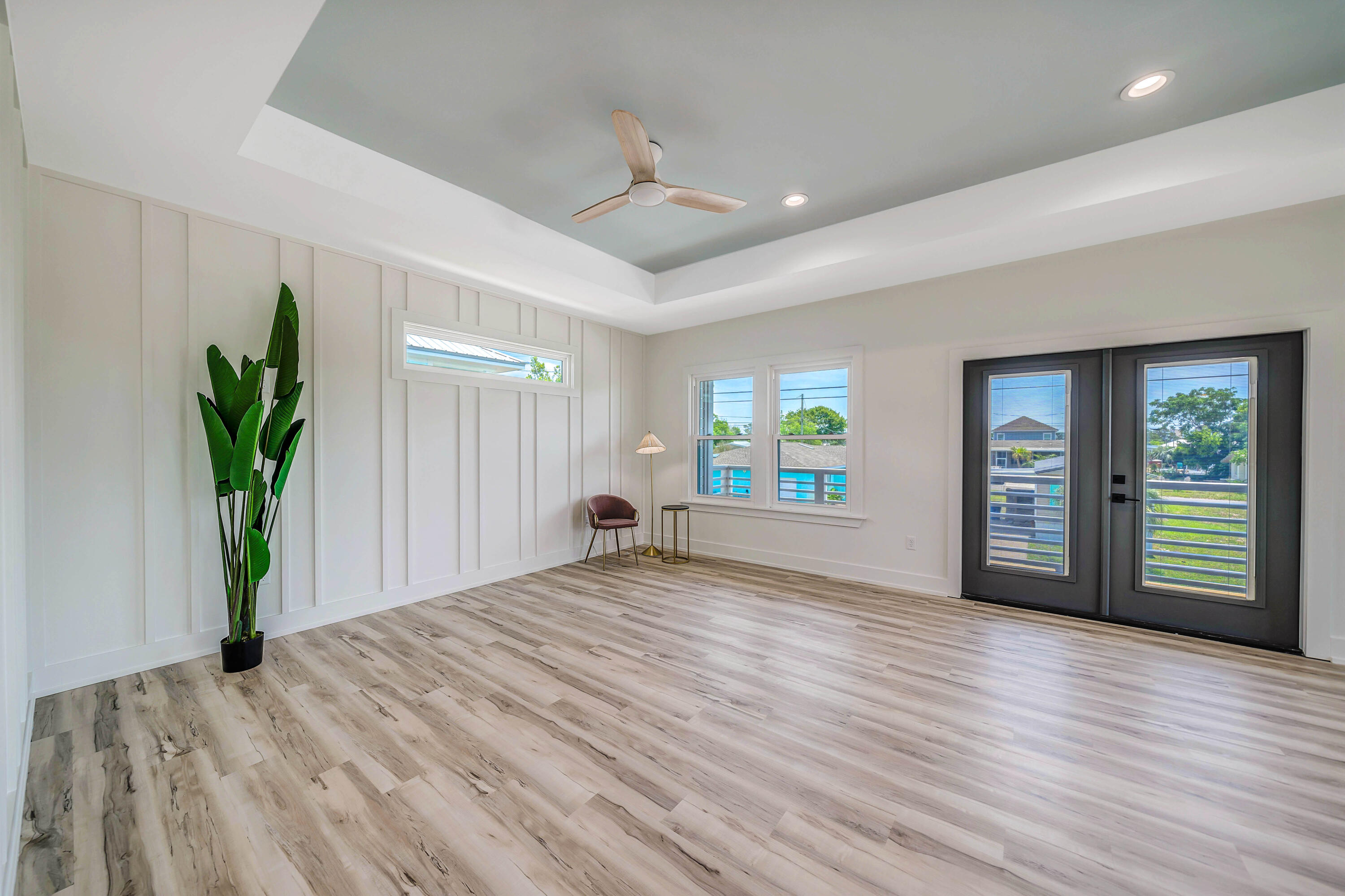 LAGUNA BEACH - Residential