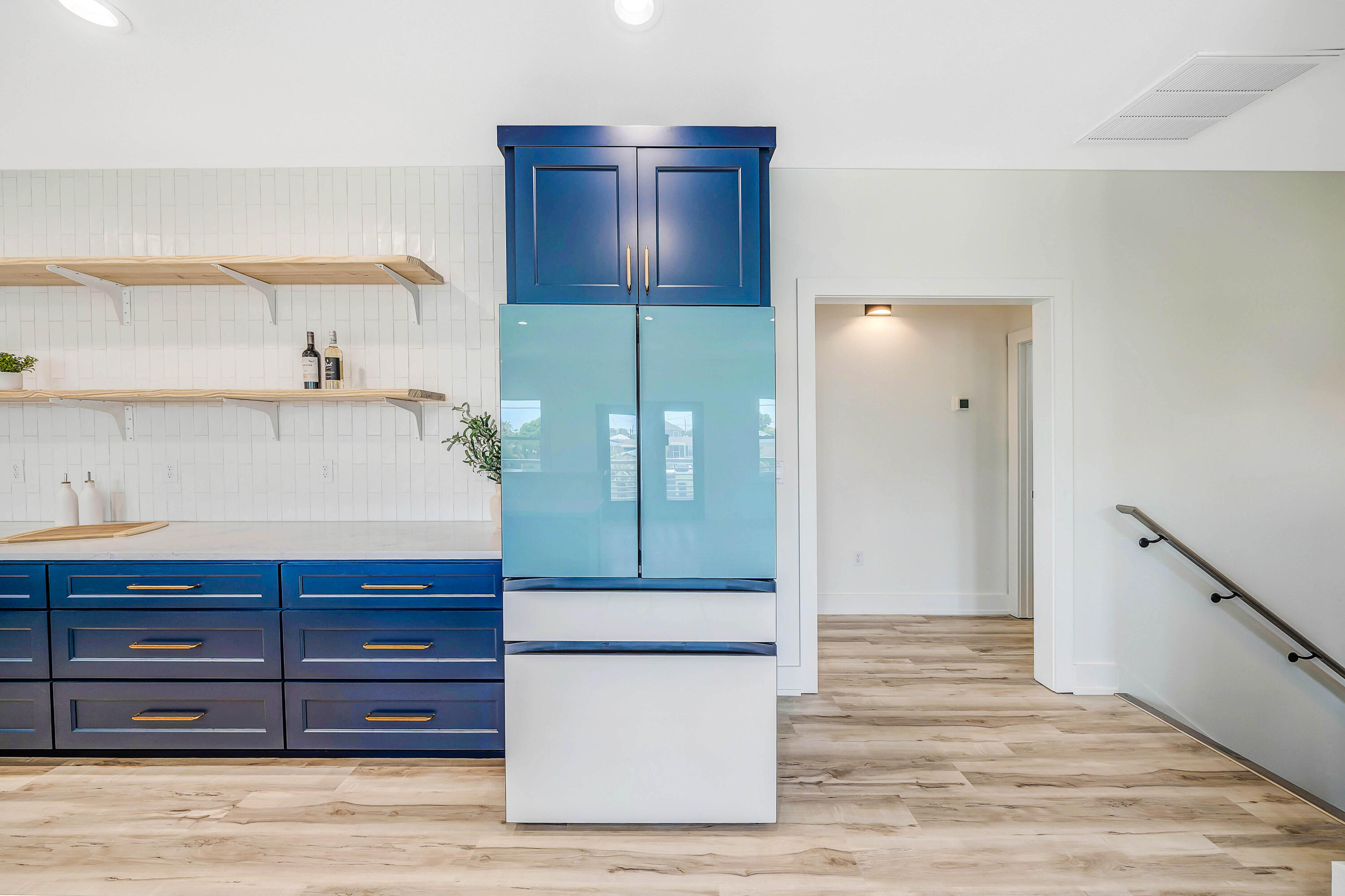 LAGUNA BEACH - Residential