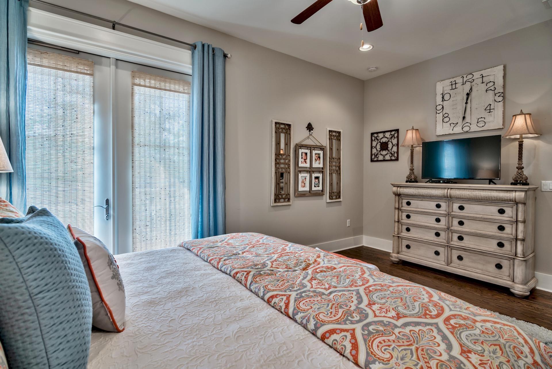 NATUREWALK AT SEAGROVE - Residential