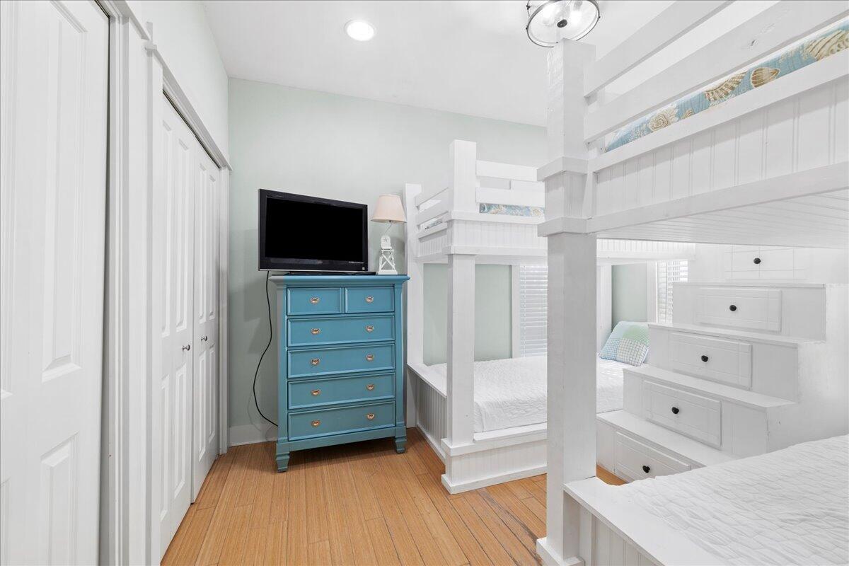 BEACH HAVEN COTTAGES - Residential