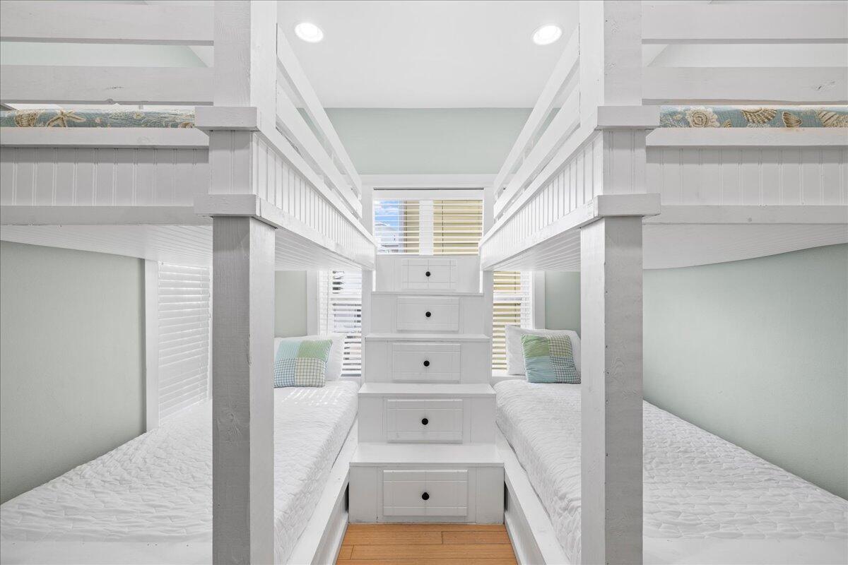 BEACH HAVEN COTTAGES - Residential
