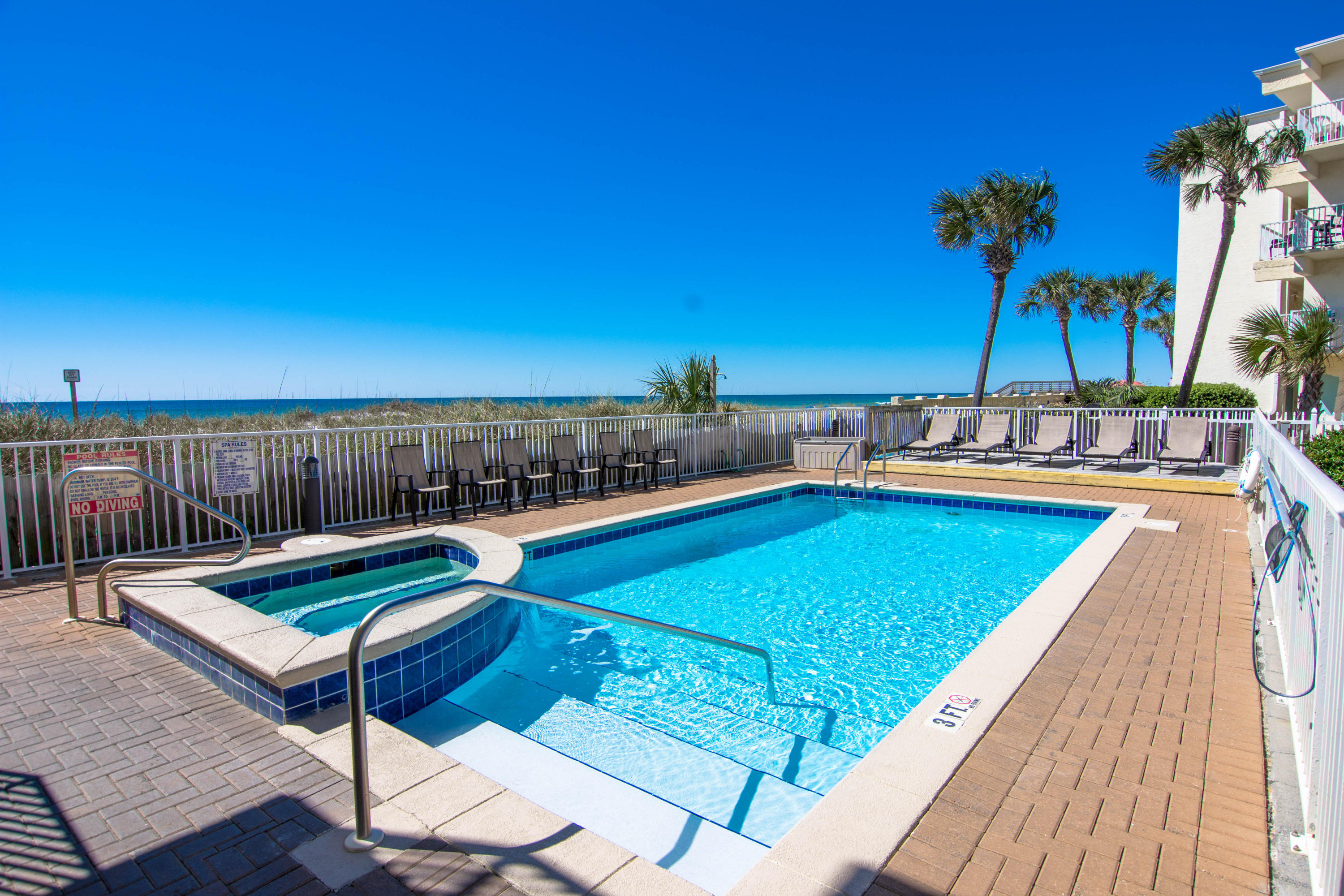 SEA DUNES - Residential