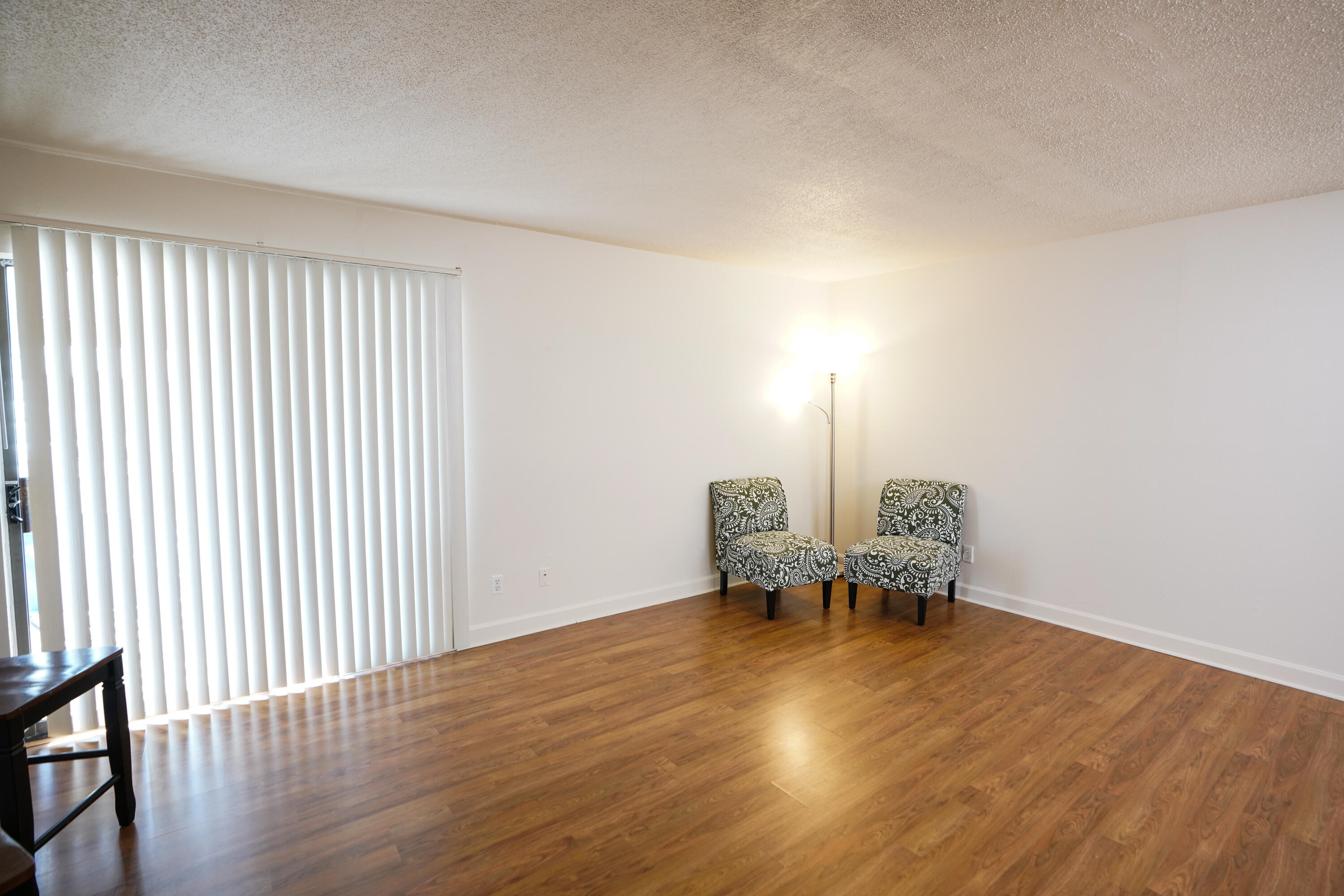 FINISTERRA CONDO - Residential