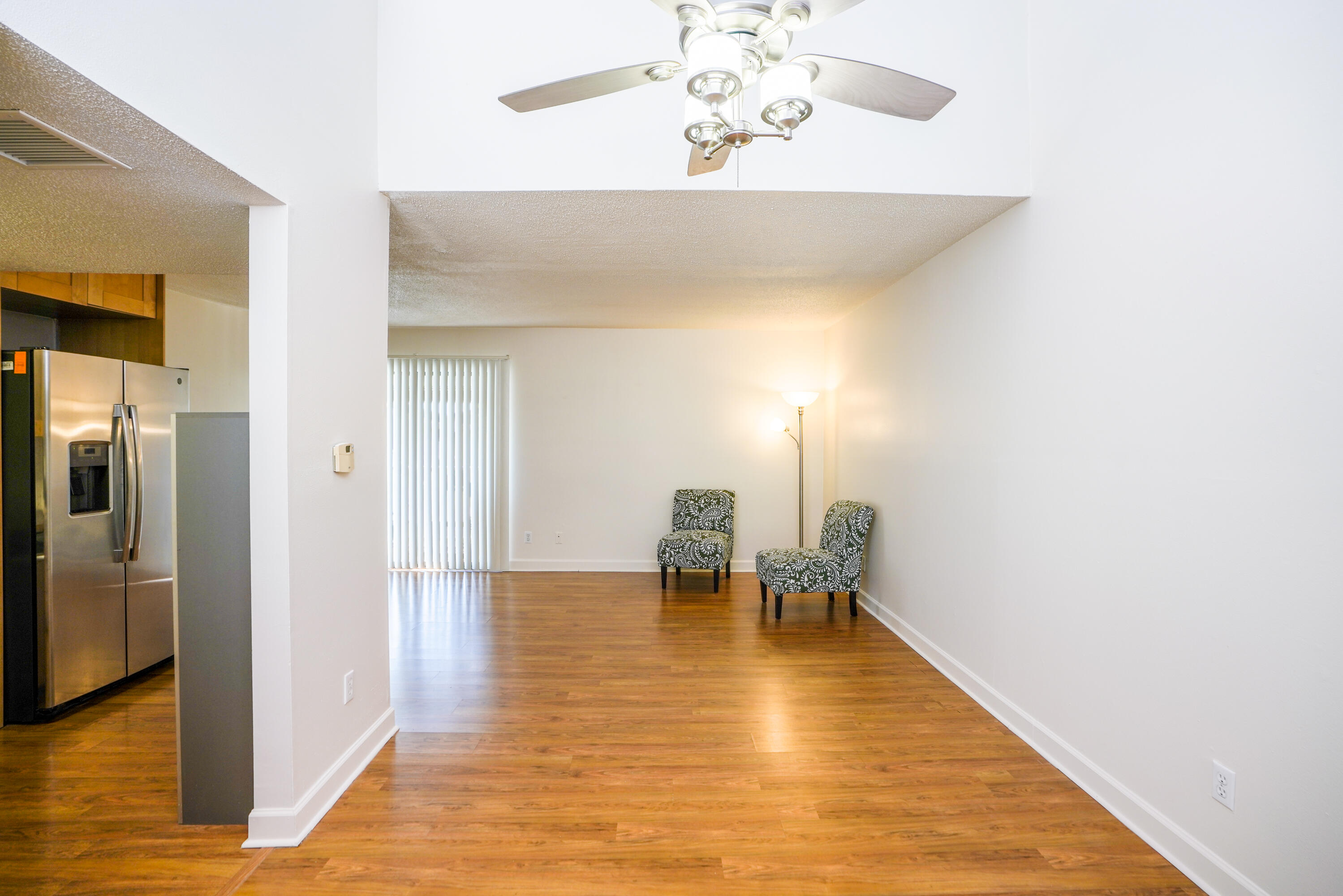 FINISTERRA CONDO - Residential