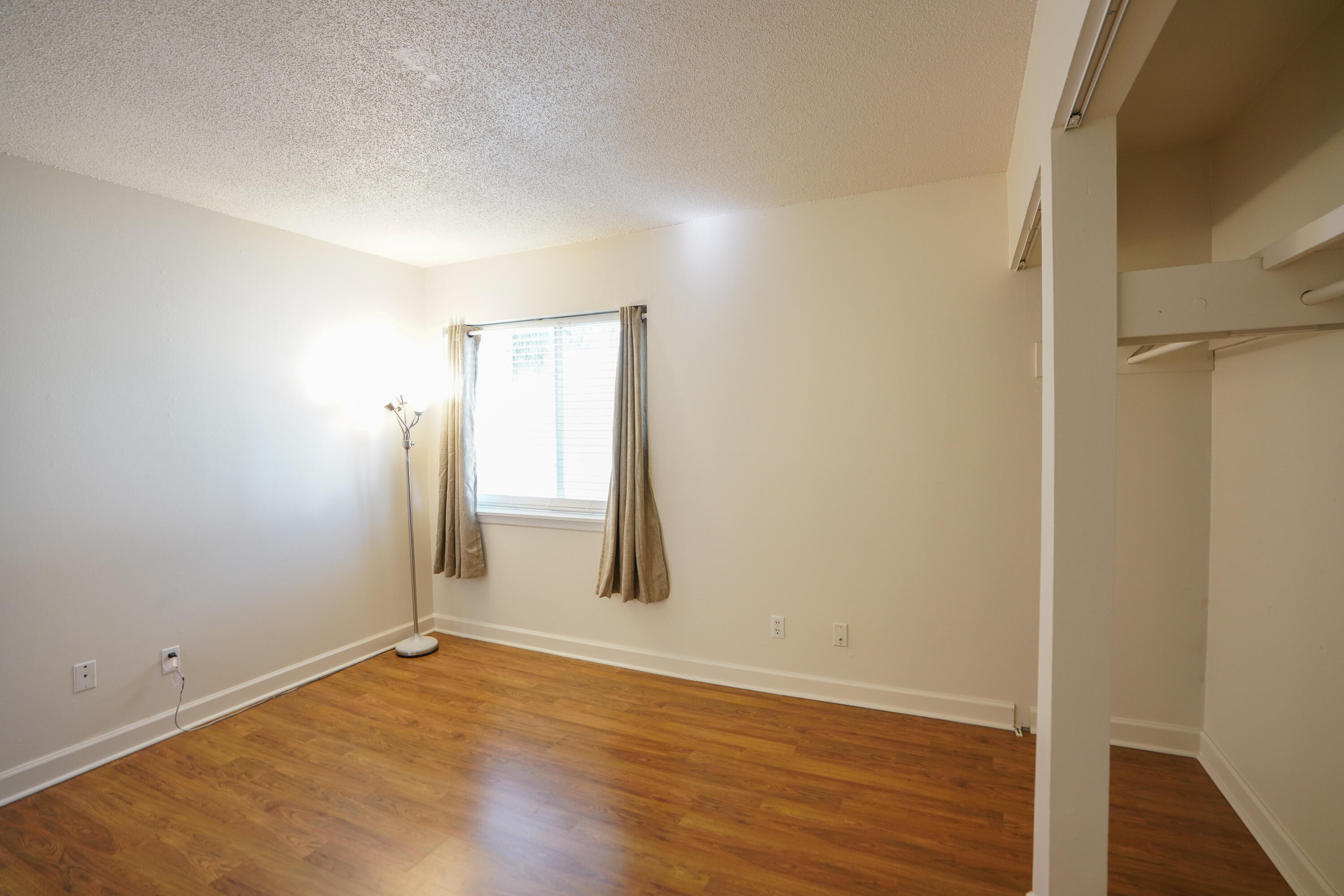 FINISTERRA CONDO - Residential