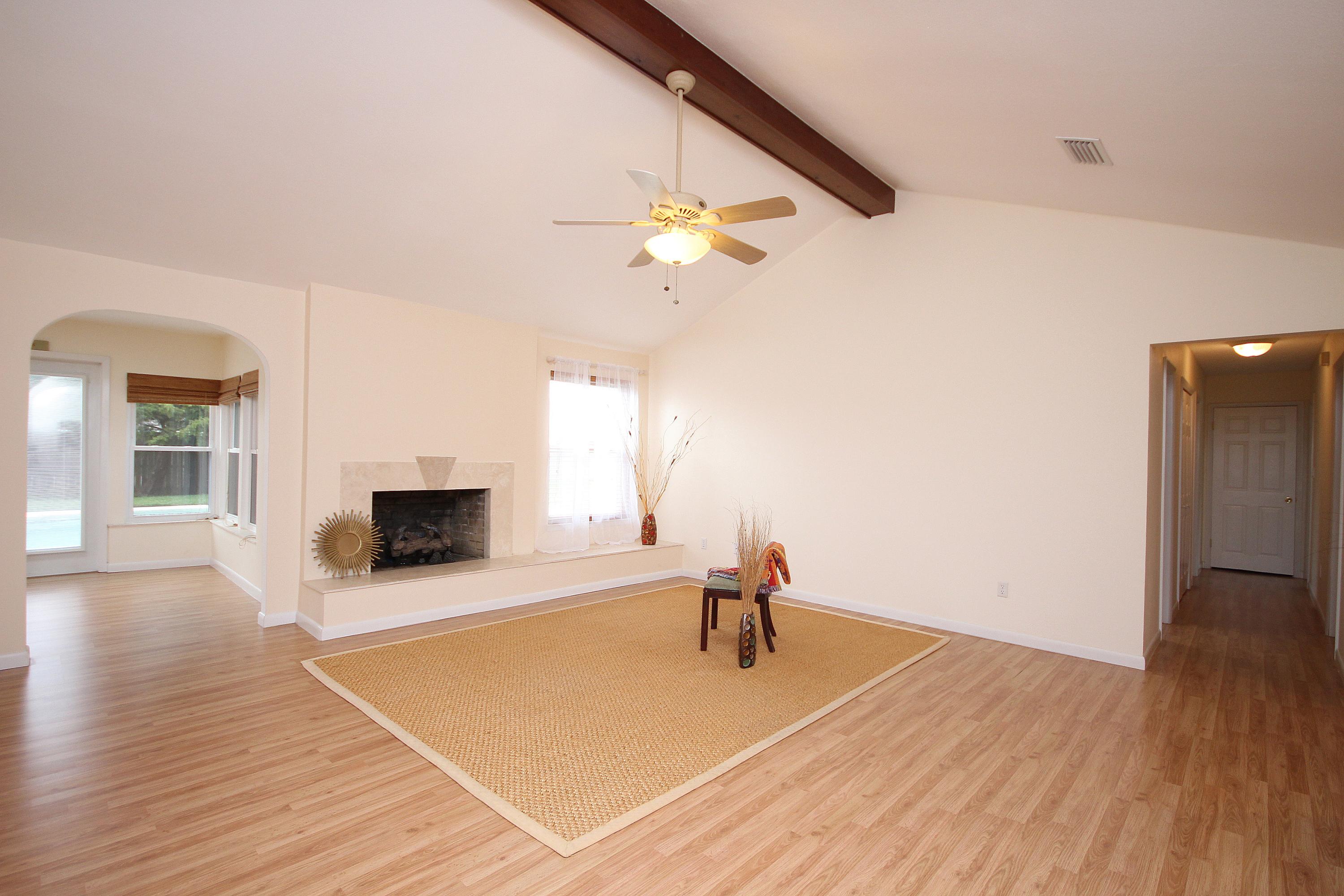 KELL-AIRE GARDENS - Residential