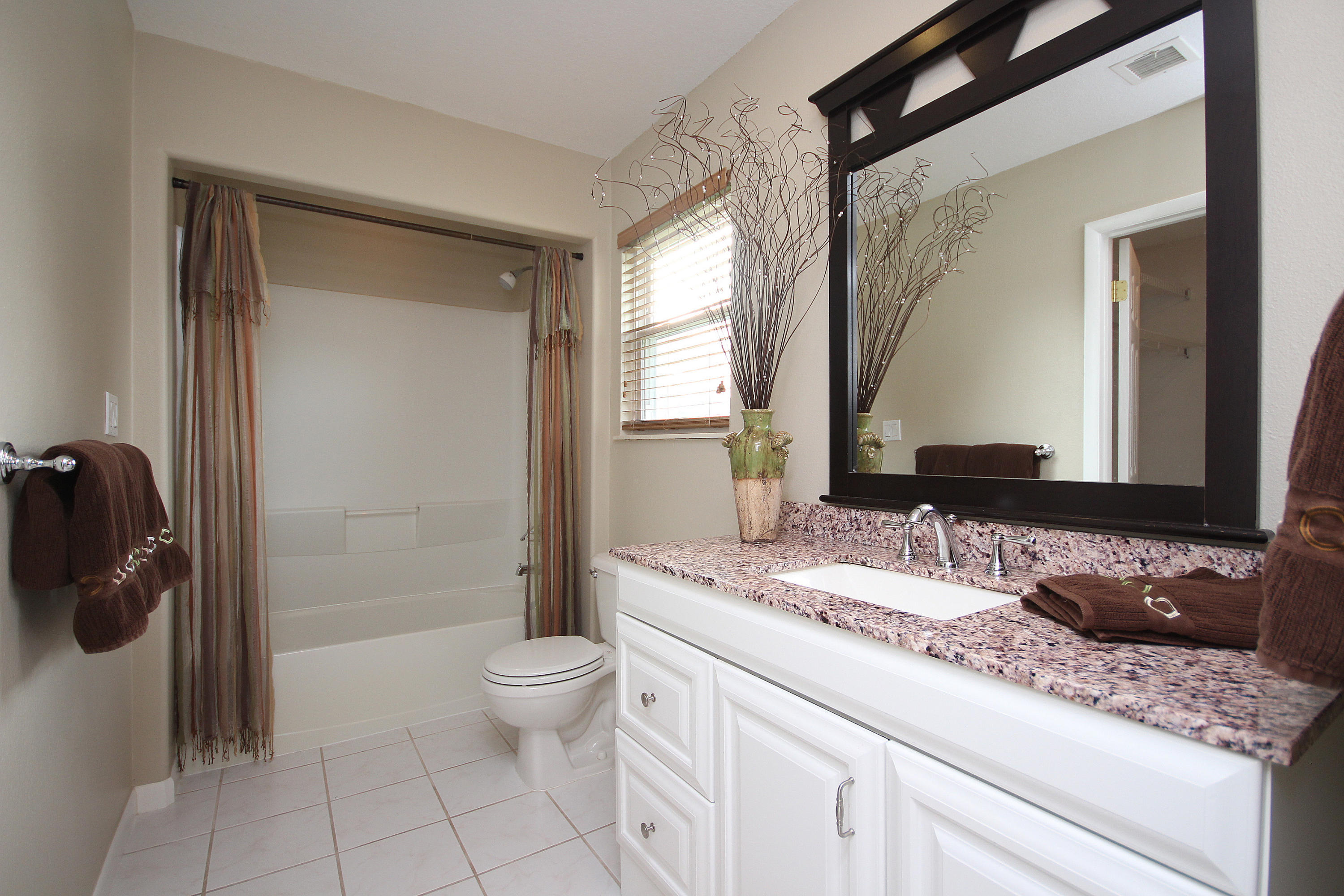 KELL-AIRE GARDENS - Residential