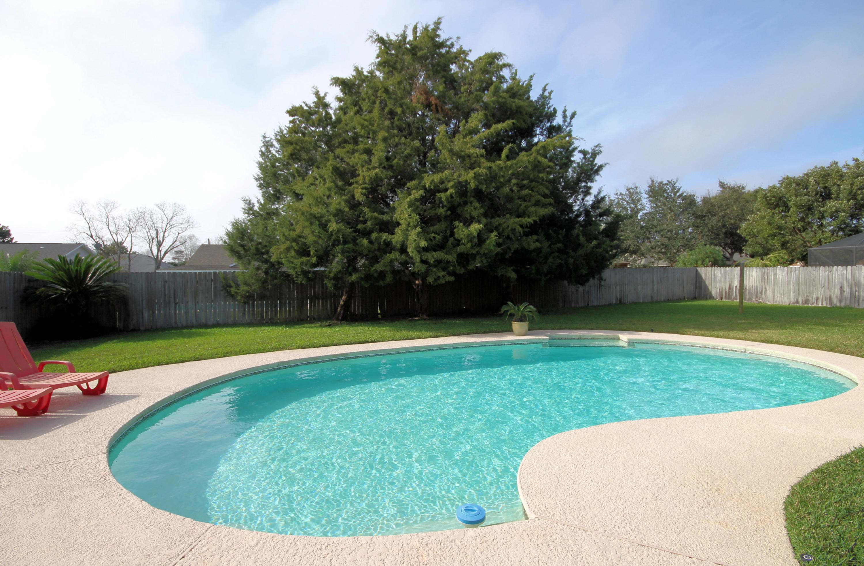 KELL-AIRE GARDENS - Residential