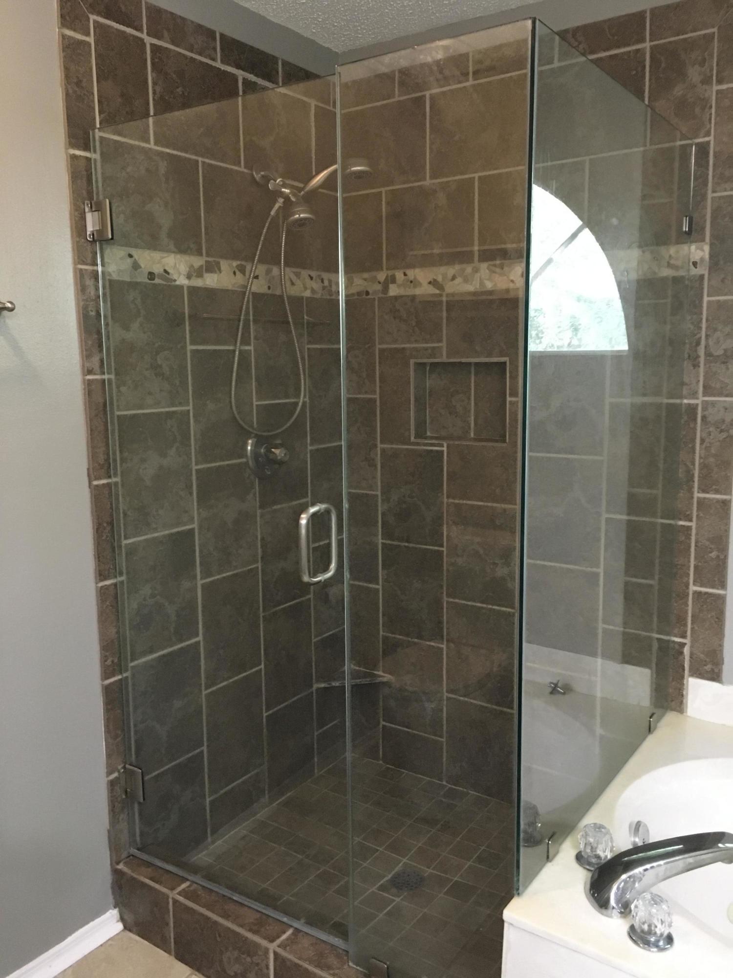 COLLEGE OAKS - Residential Lease