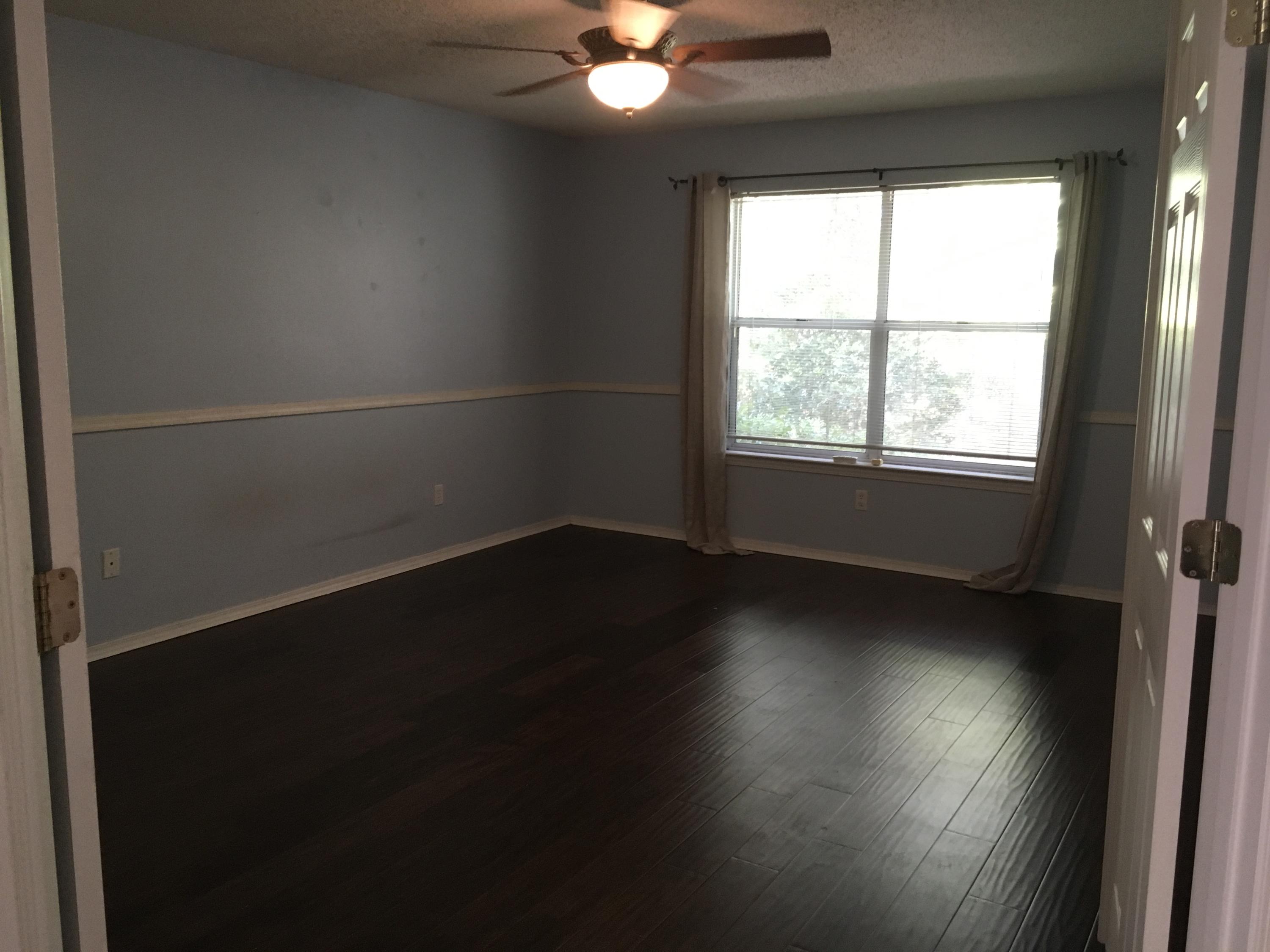 COLLEGE OAKS - Residential Lease