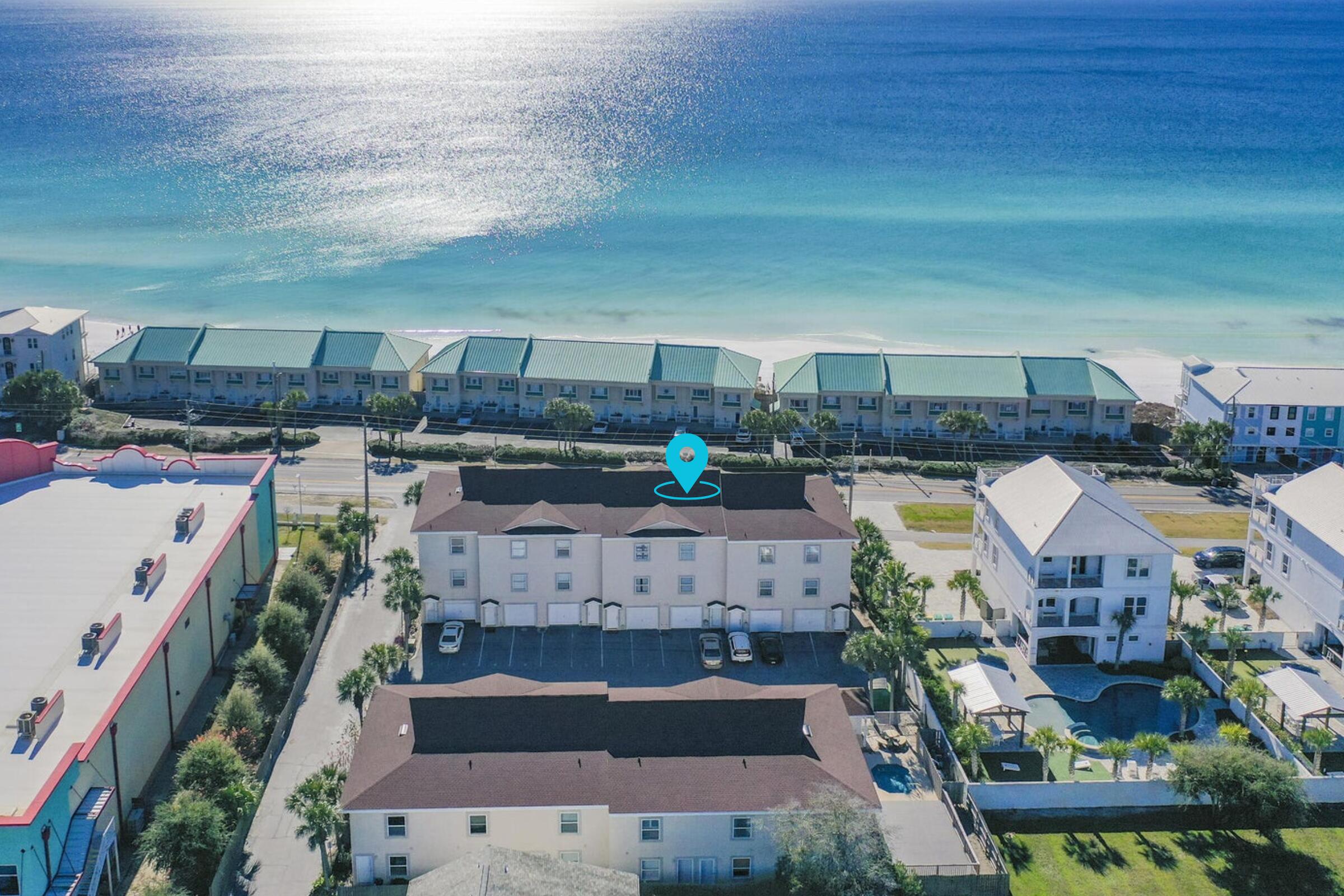 Royal Seaesta - Residential