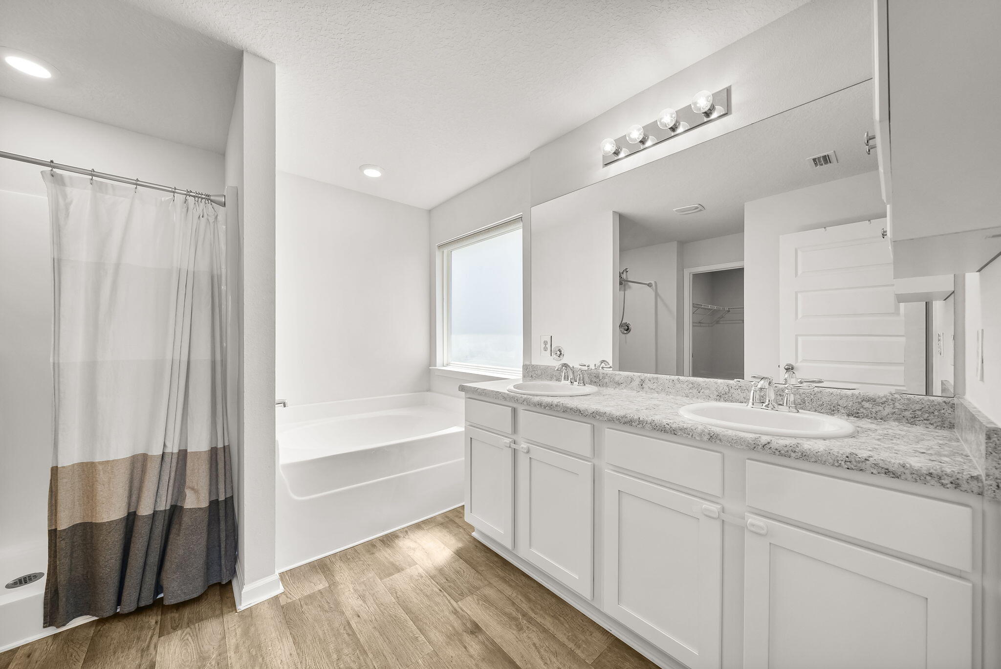 HAMMOCK BAY - Residential Lease