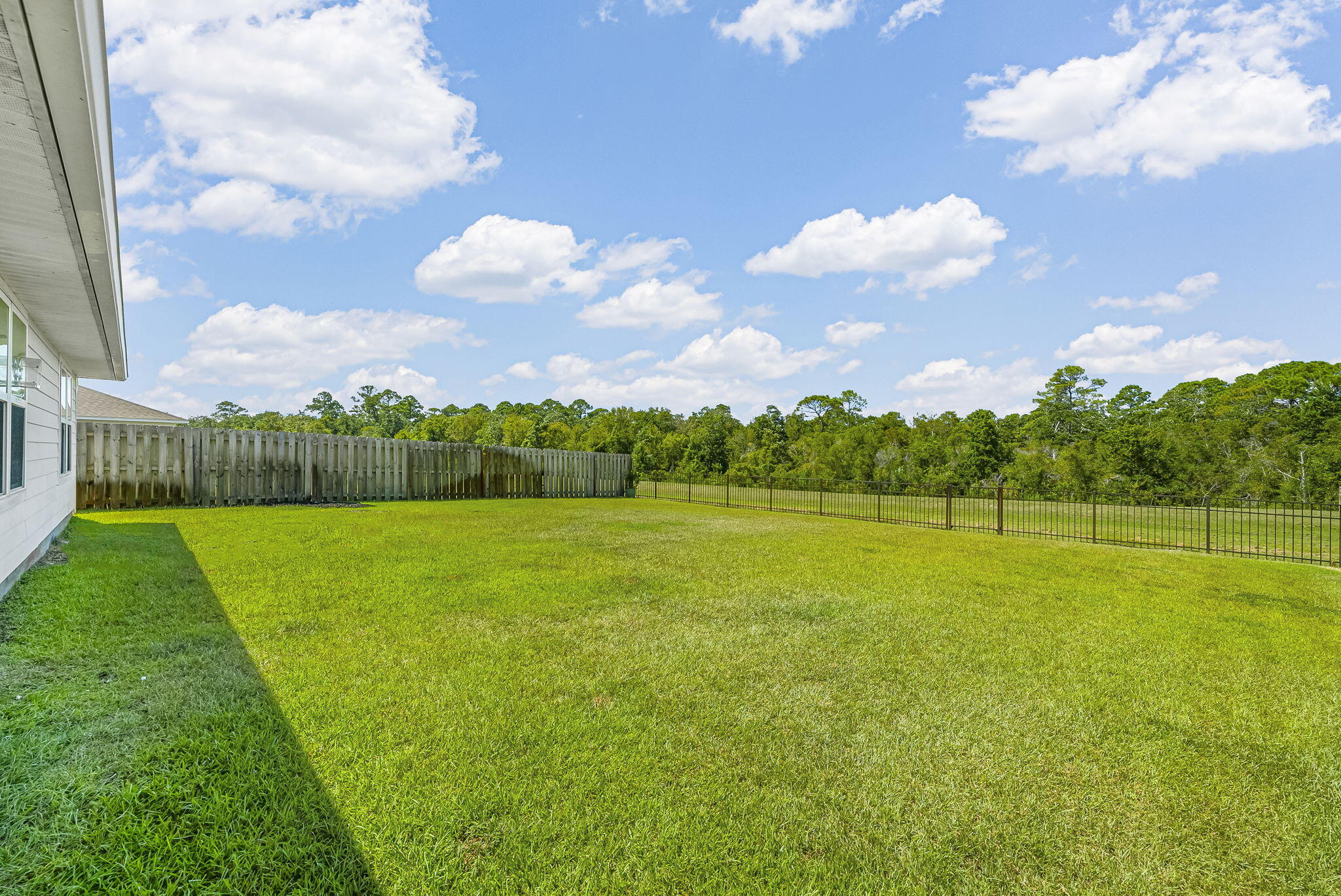 HAMMOCK BAY - Residential Lease