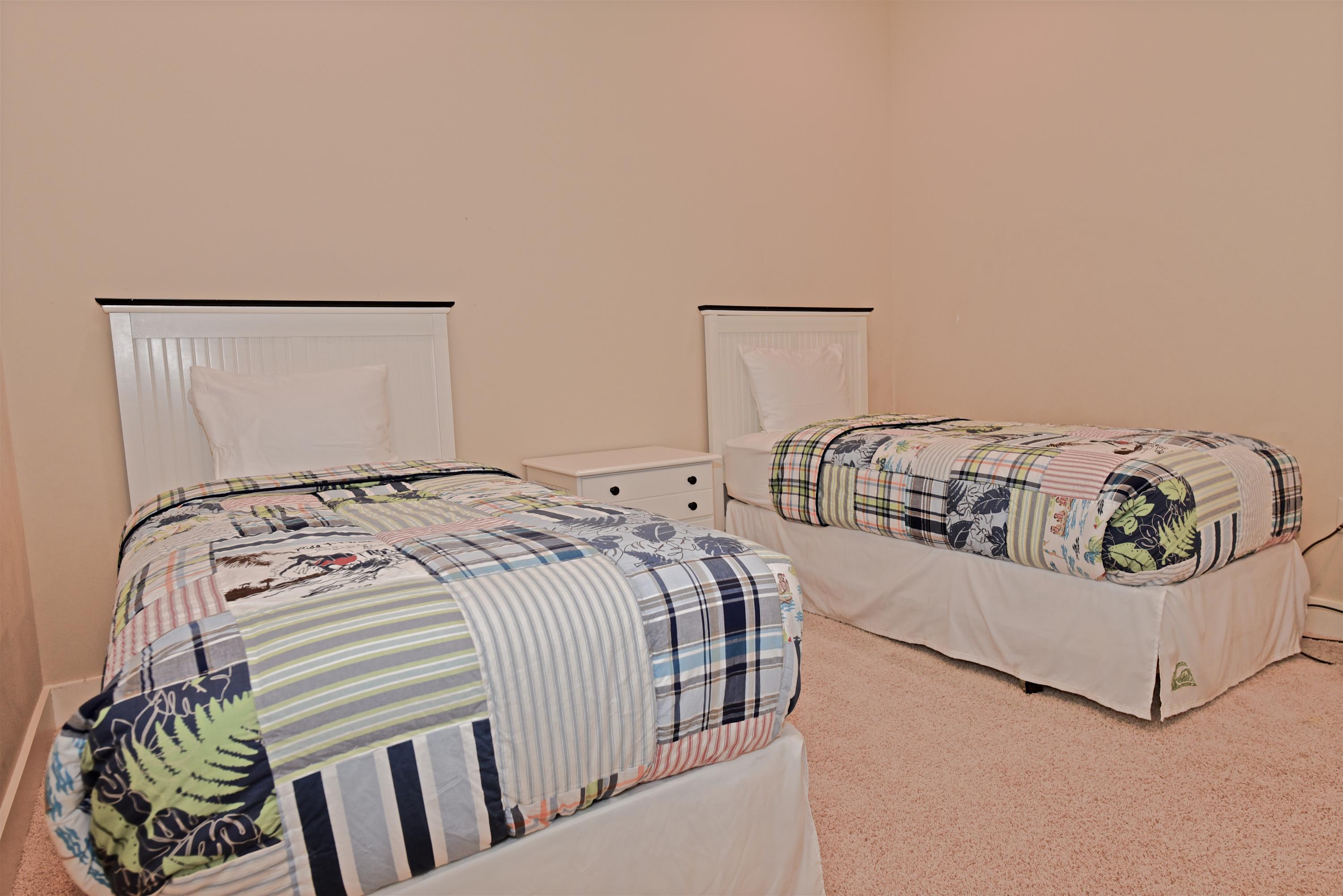 BUNGALOS AT SANDESTIN - Residential Lease