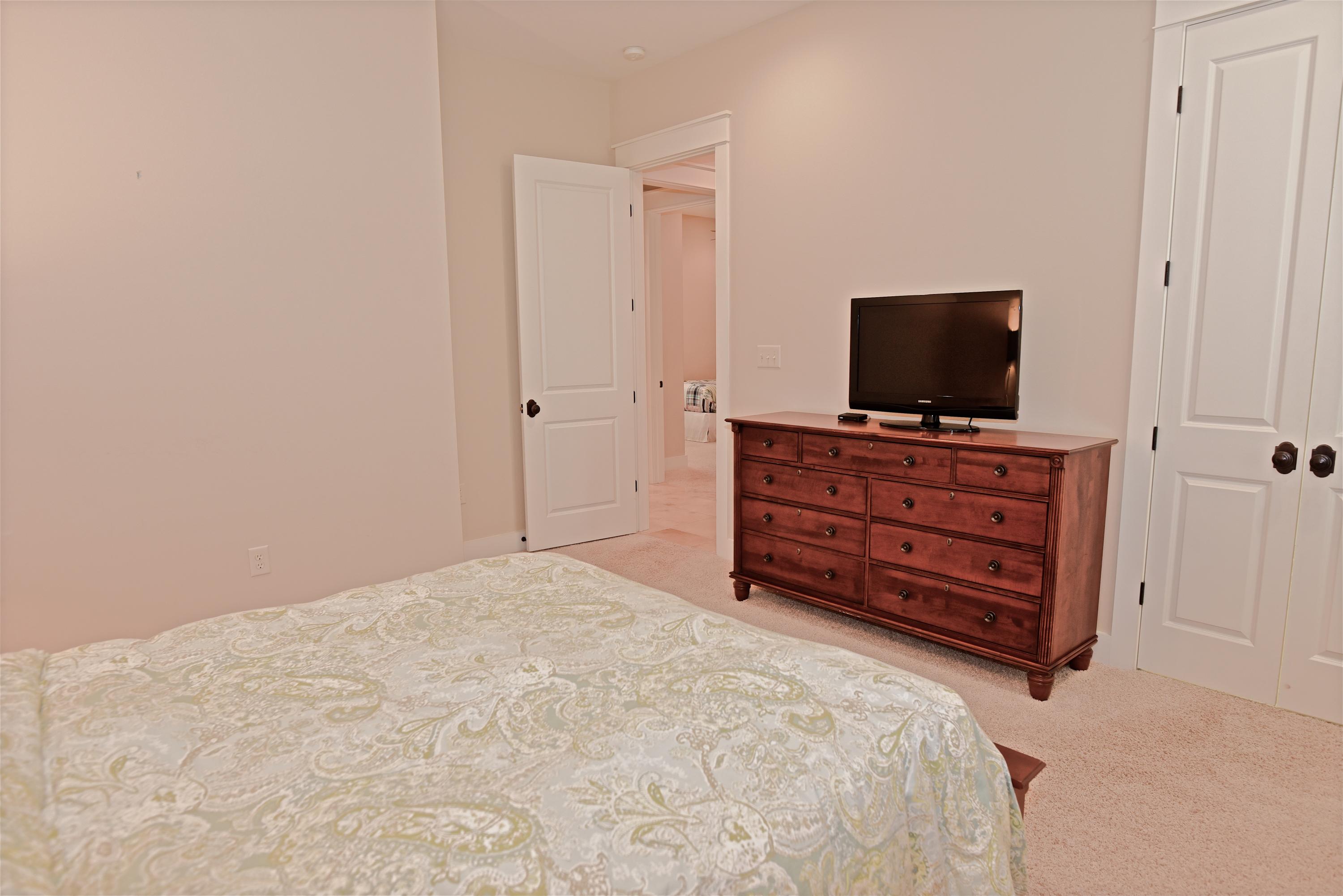 BUNGALOS AT SANDESTIN - Residential Lease