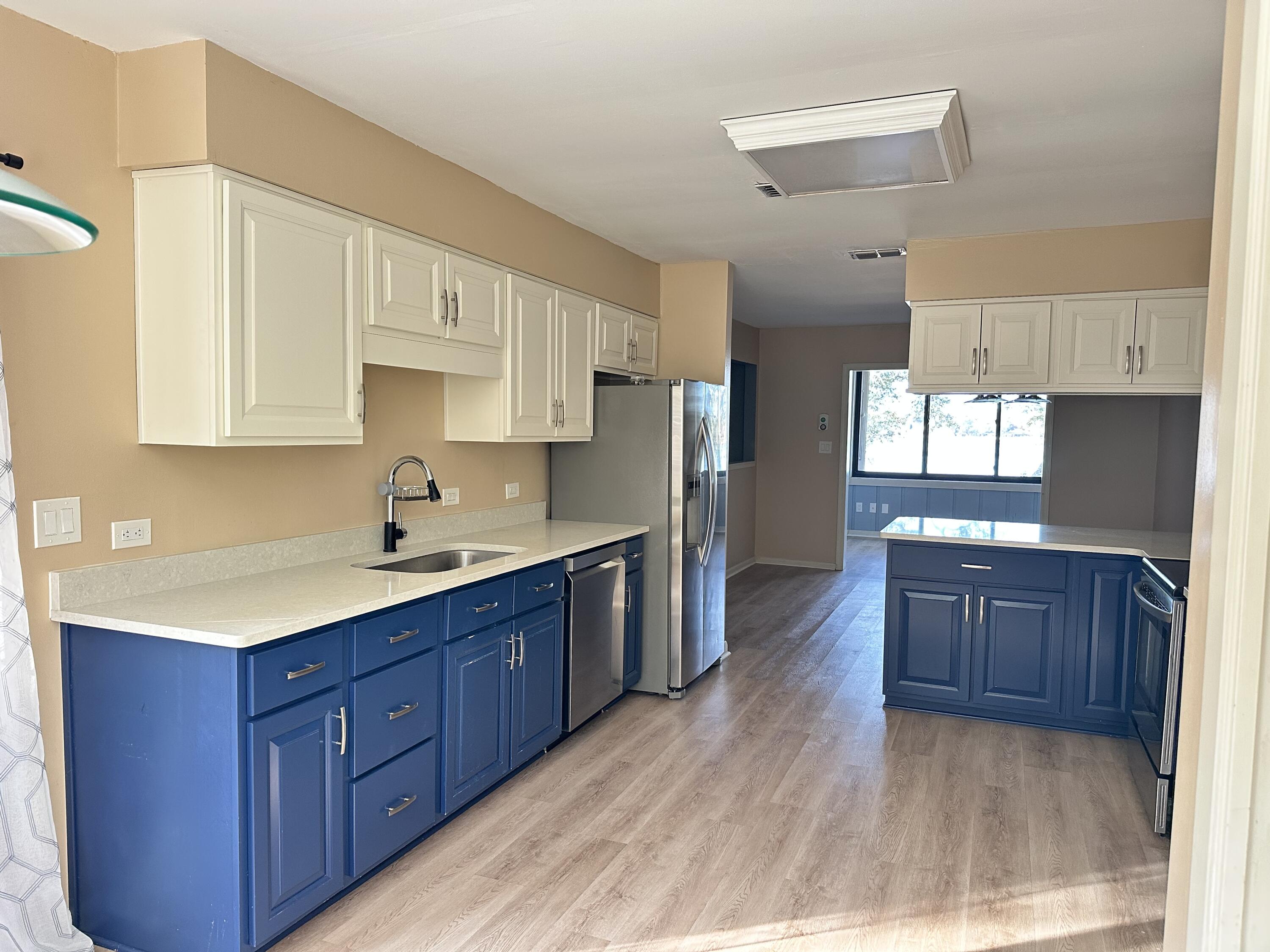 MARINA COVE VILLAGE PH 1 - Residential