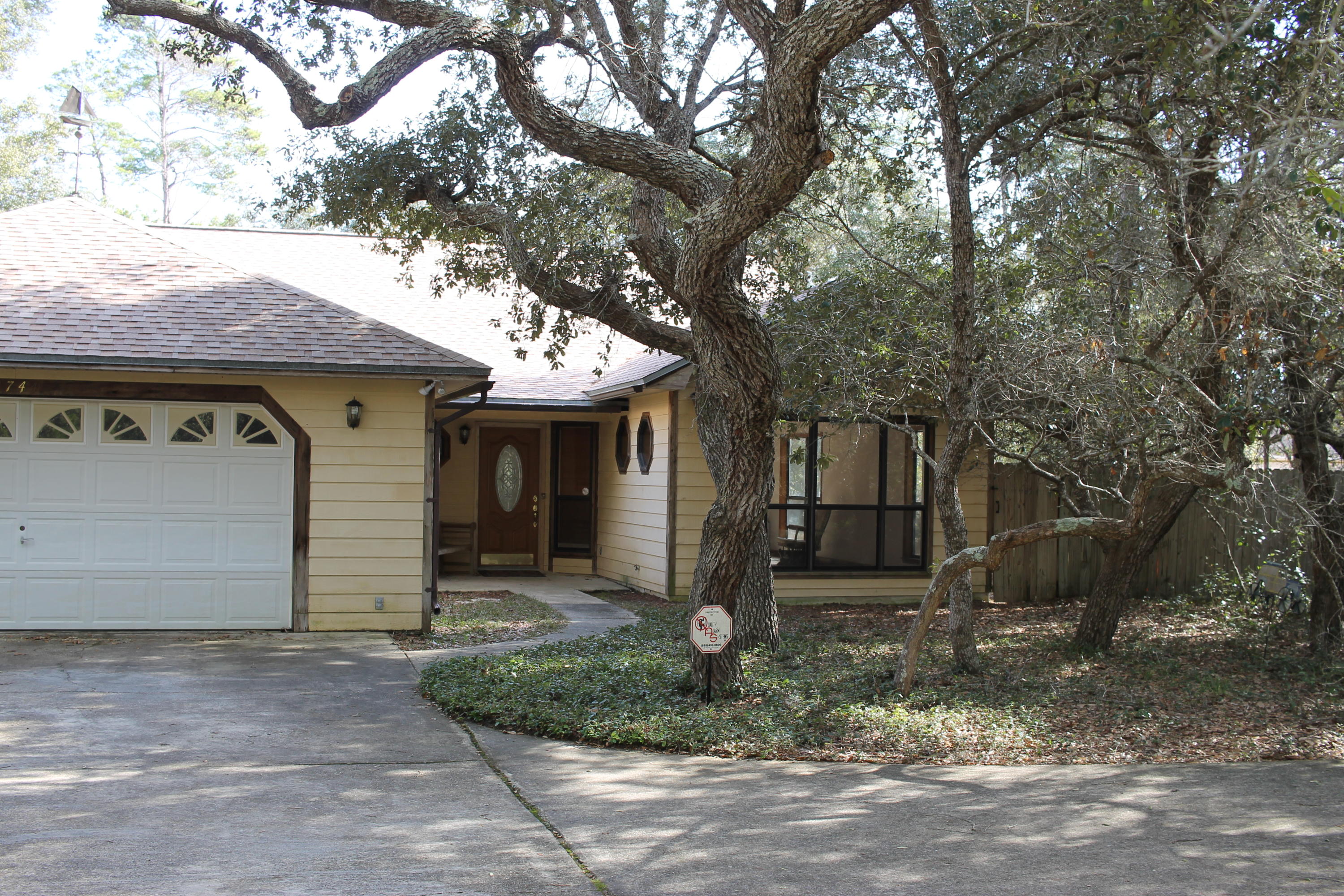 HOLLEY BY THE SEA, 1ST CORR - Residential