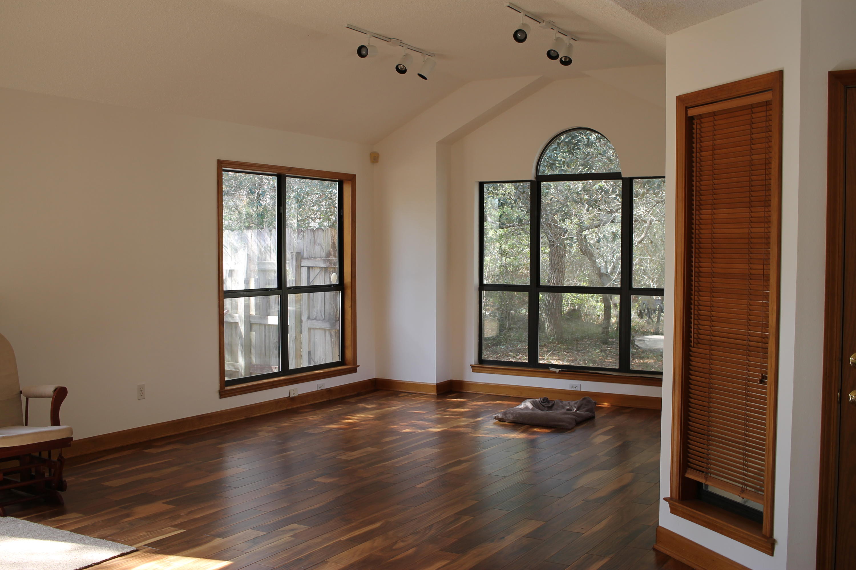 HOLLEY BY THE SEA, 1ST CORR - Residential