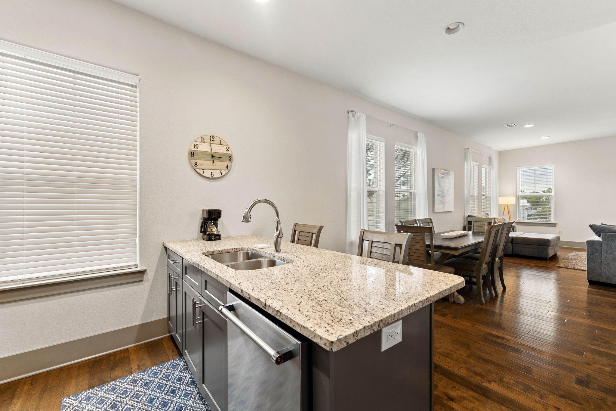 HIGHLAND PARKS - Residential